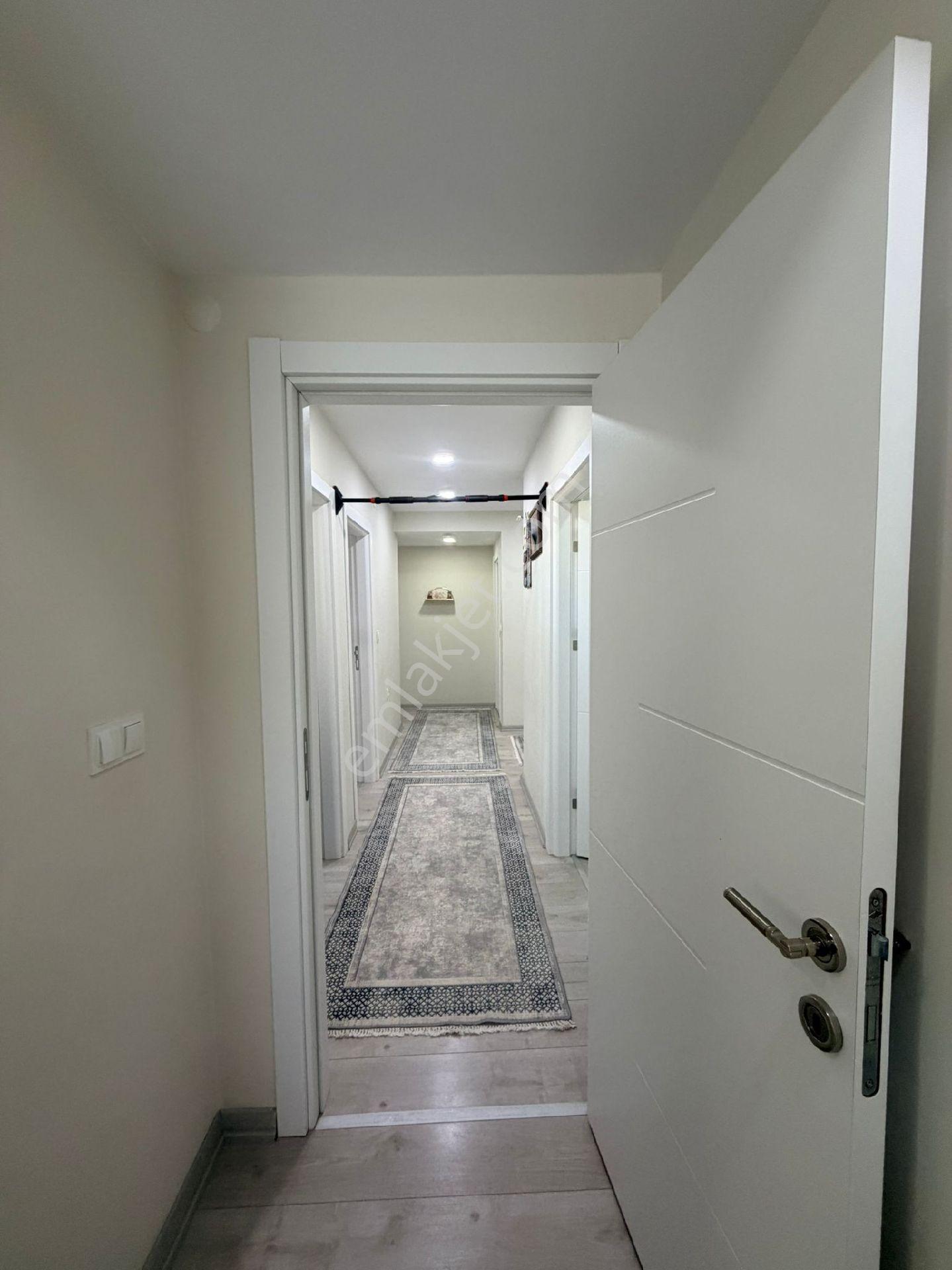 Remax Land Den Havuzlu Satılık 3+1 Daire - Görsel 9