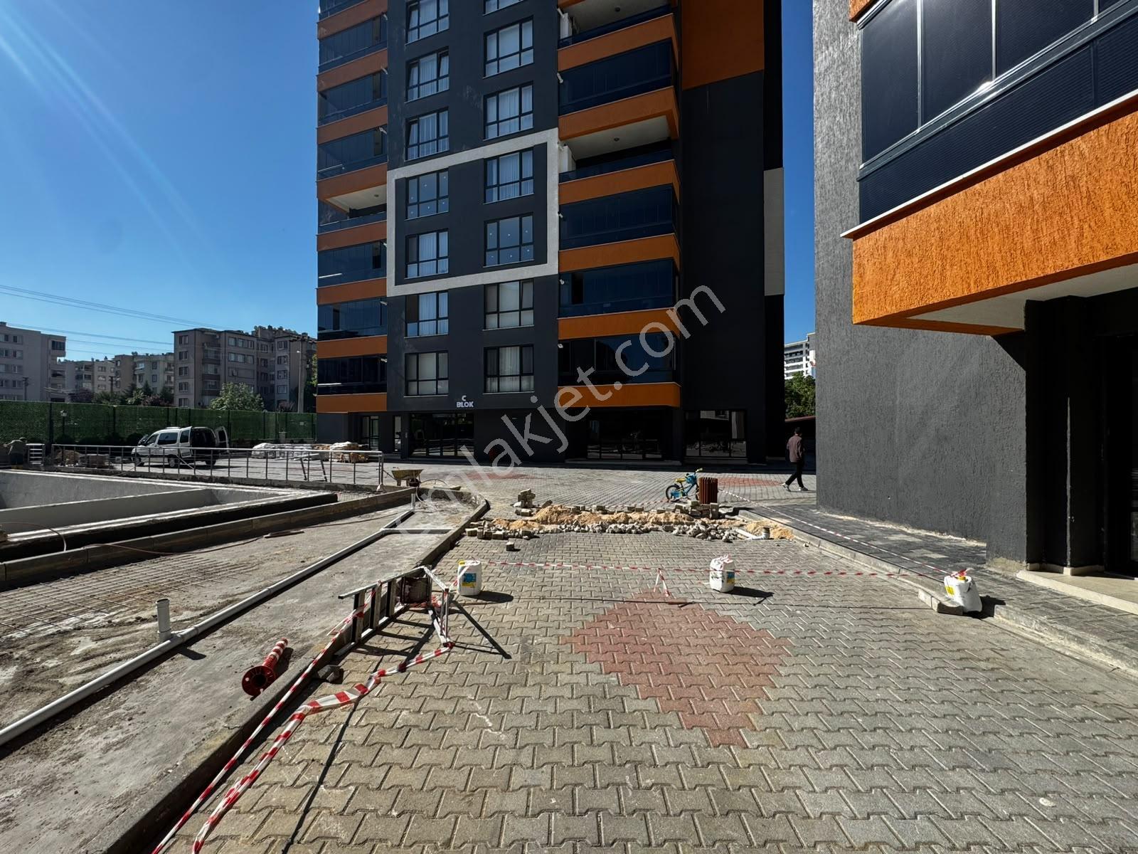 Kristal İz Ataevler Taşkar Podyum Sitesinde Satılık 3+1 Daire - Görsel 31