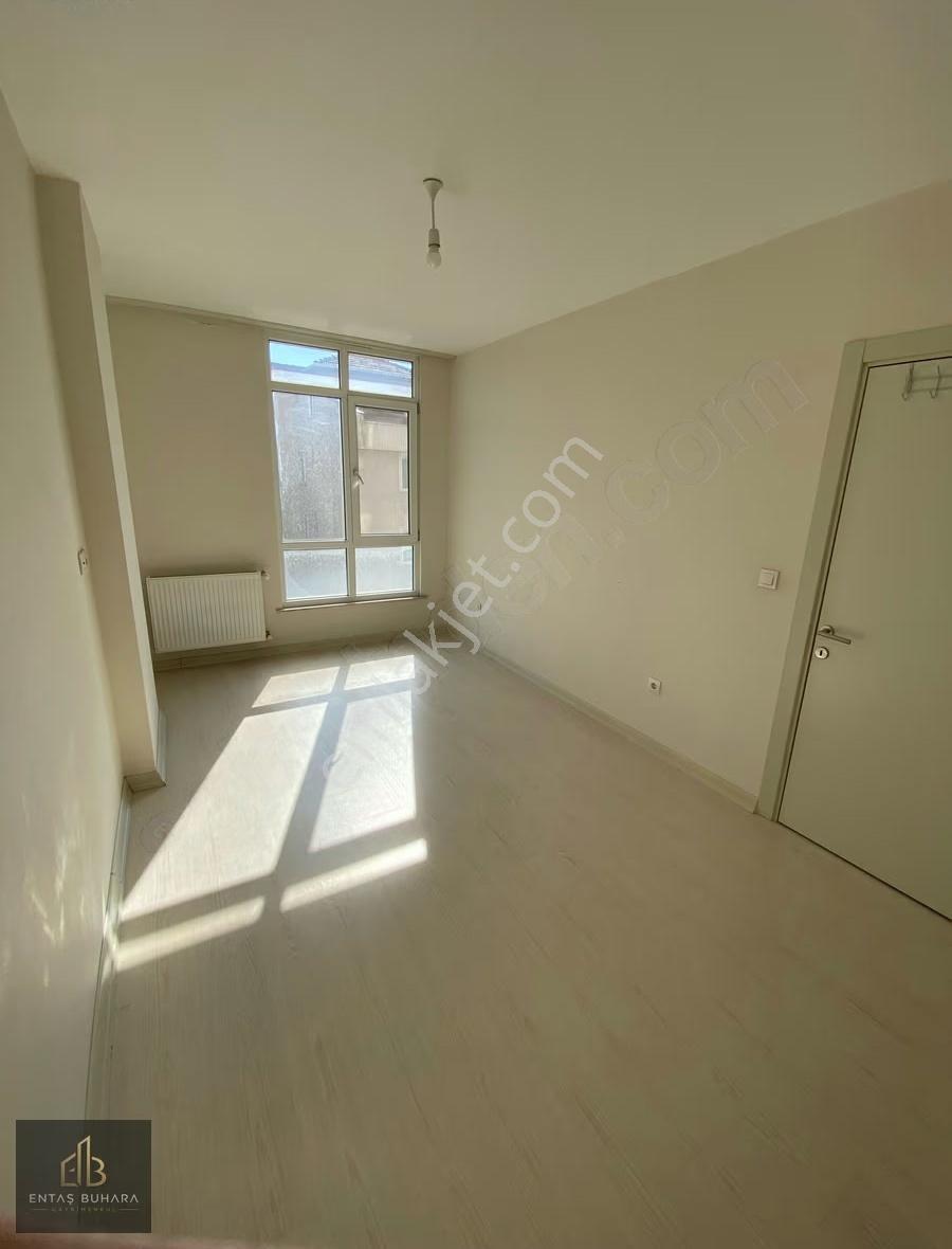 Çekmeköy Zin D Zer Sitesinde Kiralık 1+1 Daire - Görsel 3