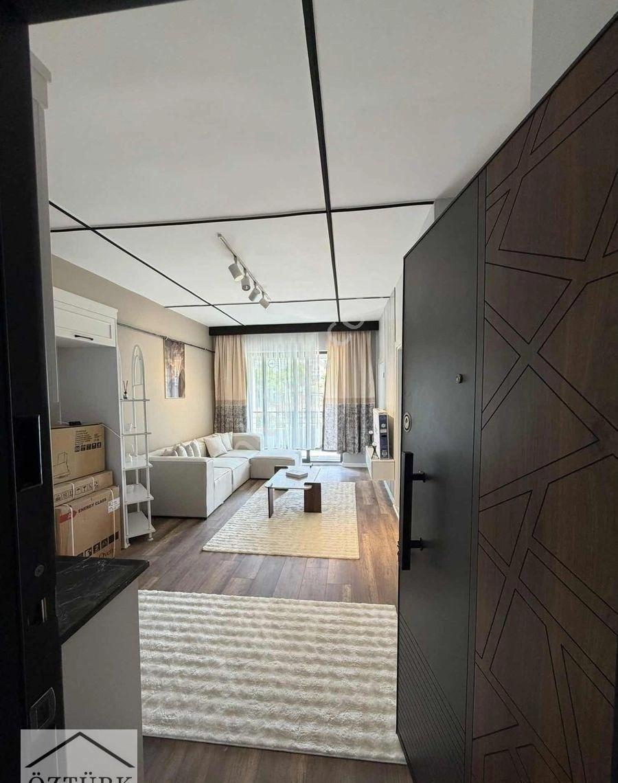 Körfezde Havuzlu Site İçerisinde Lüks Eşyalı 1+1 Daire - Görsel 23