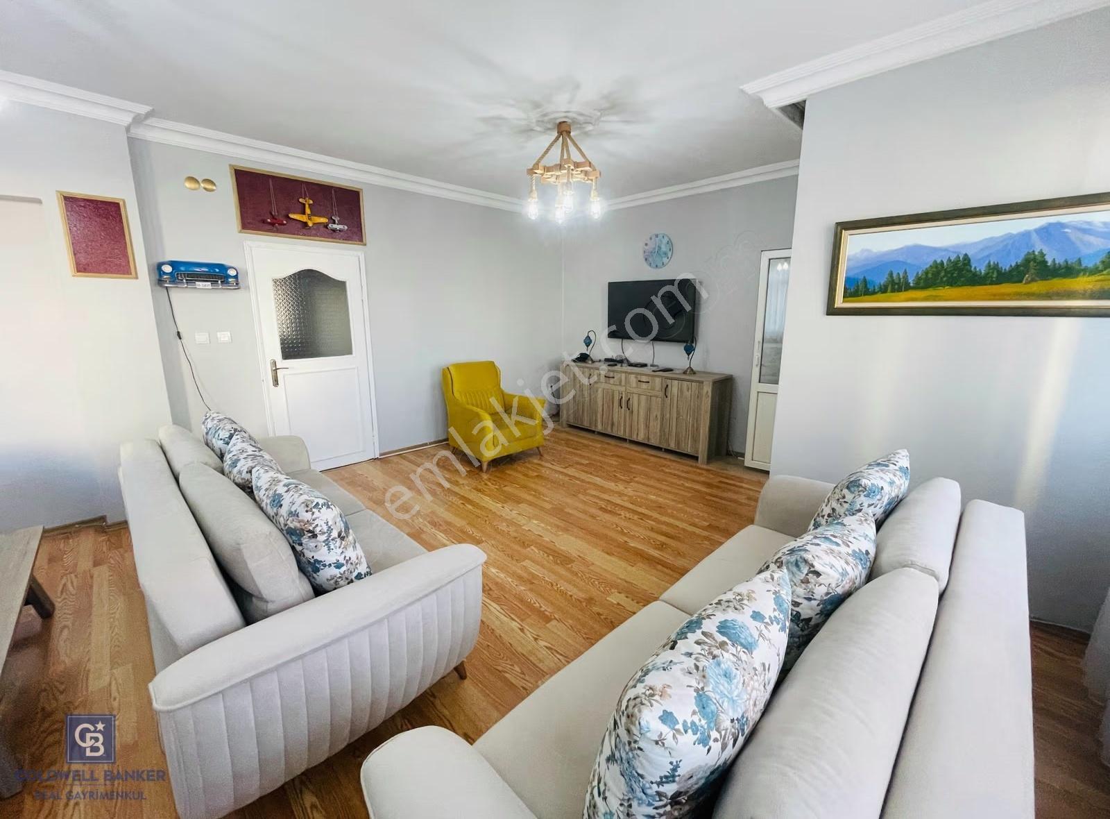 Çamlıca Metro Yanında 150 M2 3+1 Arakat Eşyalı Kiralık Daire,, - Görsel 3
