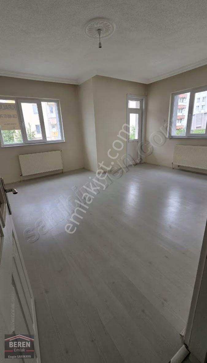 Selçuklu Mah. Kiralık Ara Kat 3+1 Daire