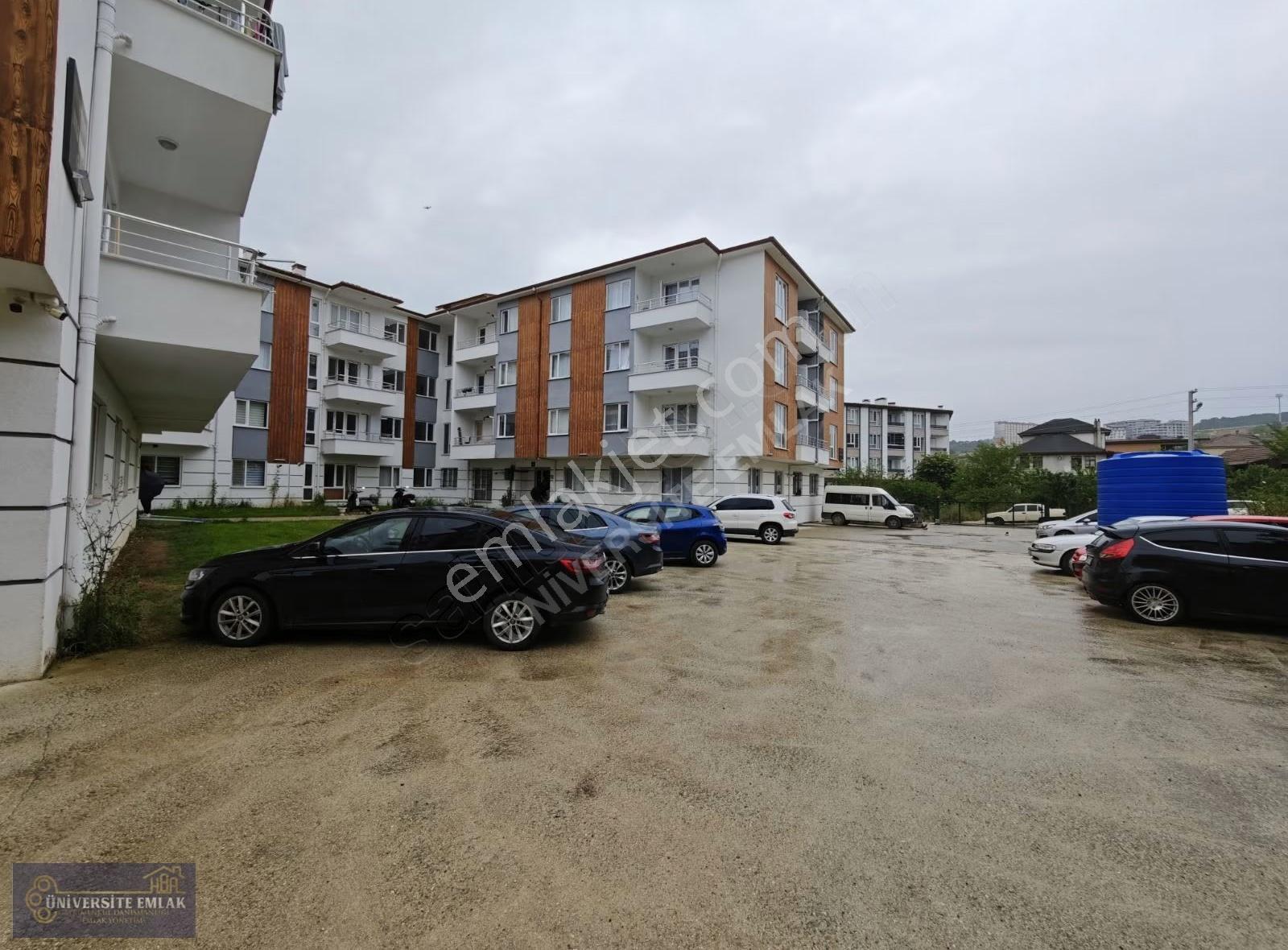 Düzce Üniversite Yanı 1+1 Eşyalı Satılık Daire Güney C. Arakat !