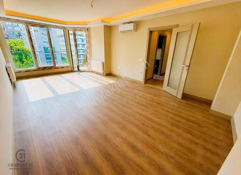 Kadıköy Kiralık 2+1 Fahrettin Kerim G. Üzerinde Sıfır Lüks Daire