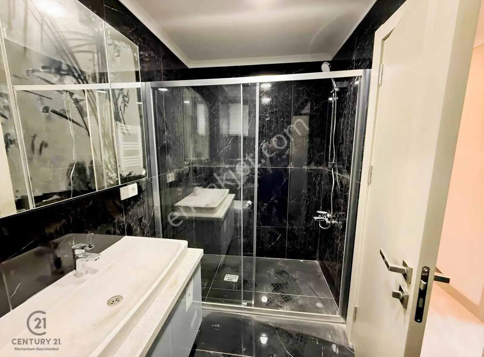 Kadıköy Kiralık 2+1 Fahrettin Kerim G. Üzerinde Sıfır Lüks Daire - Görsel 3