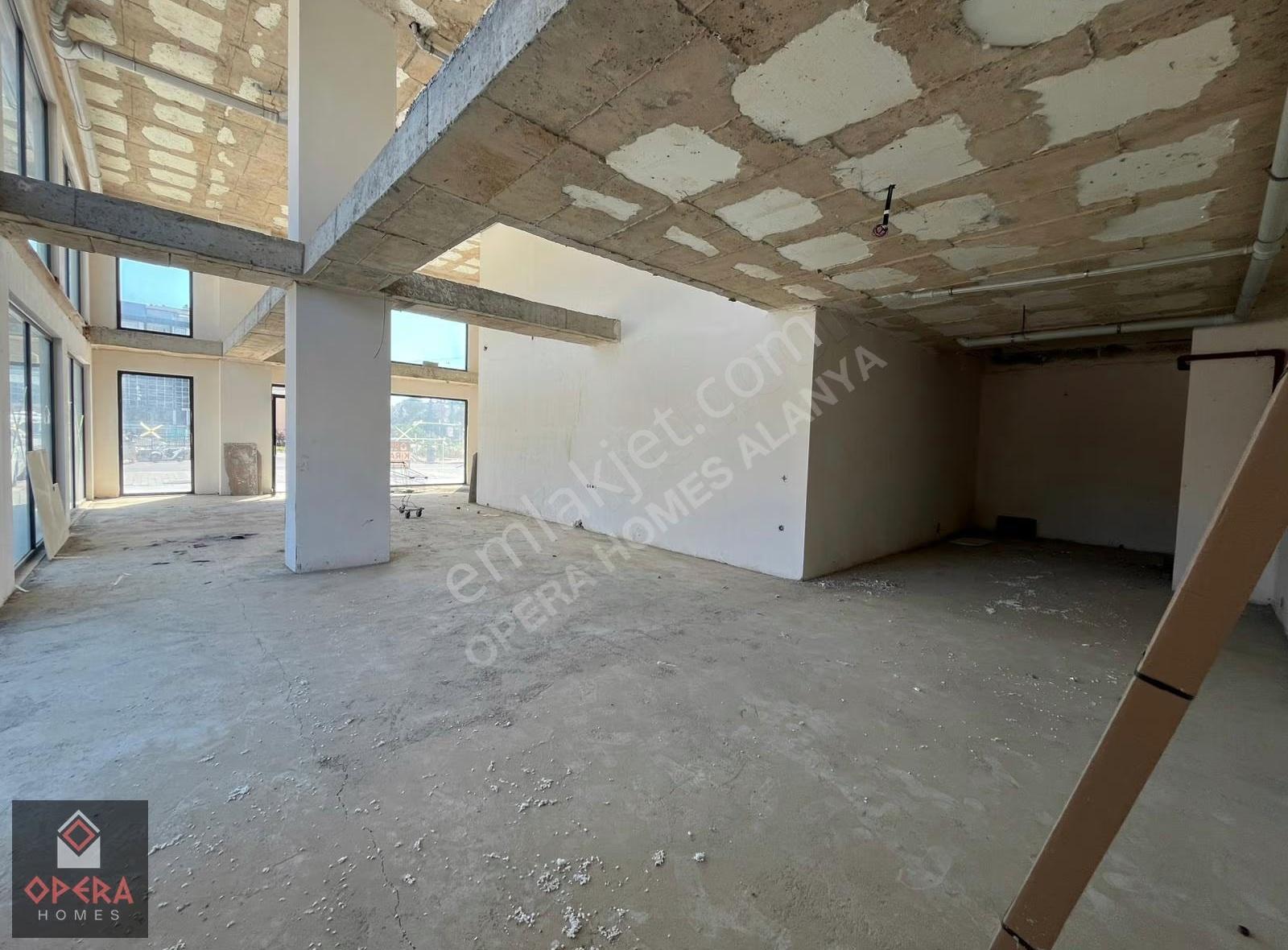 Mahmutlar'da Kiralık 400m² Geniş Dükkan - Denize 500m - Görsel 4