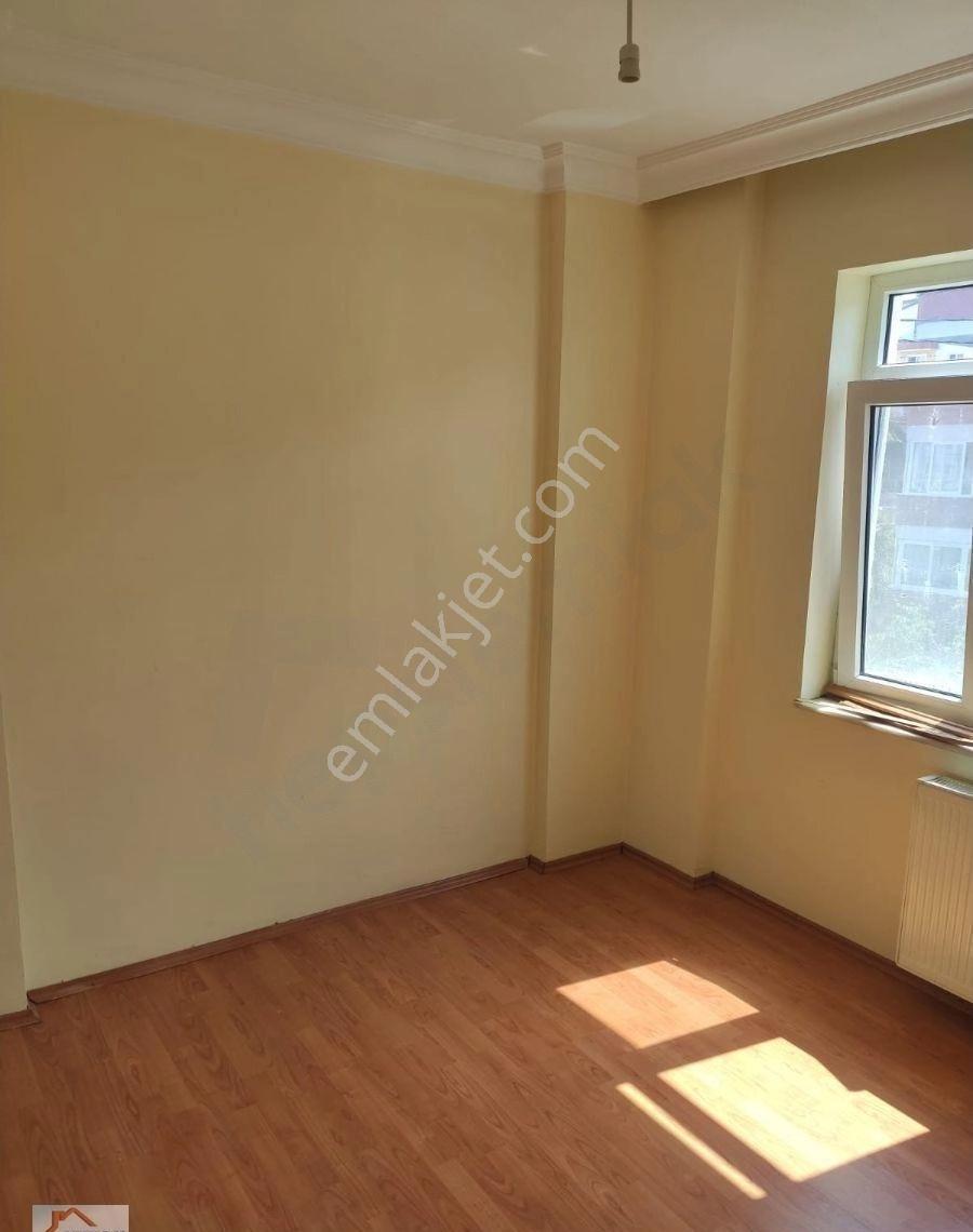Topçularda 2.kat 3+1 Kiralık Kombili Daire - Görsel 9