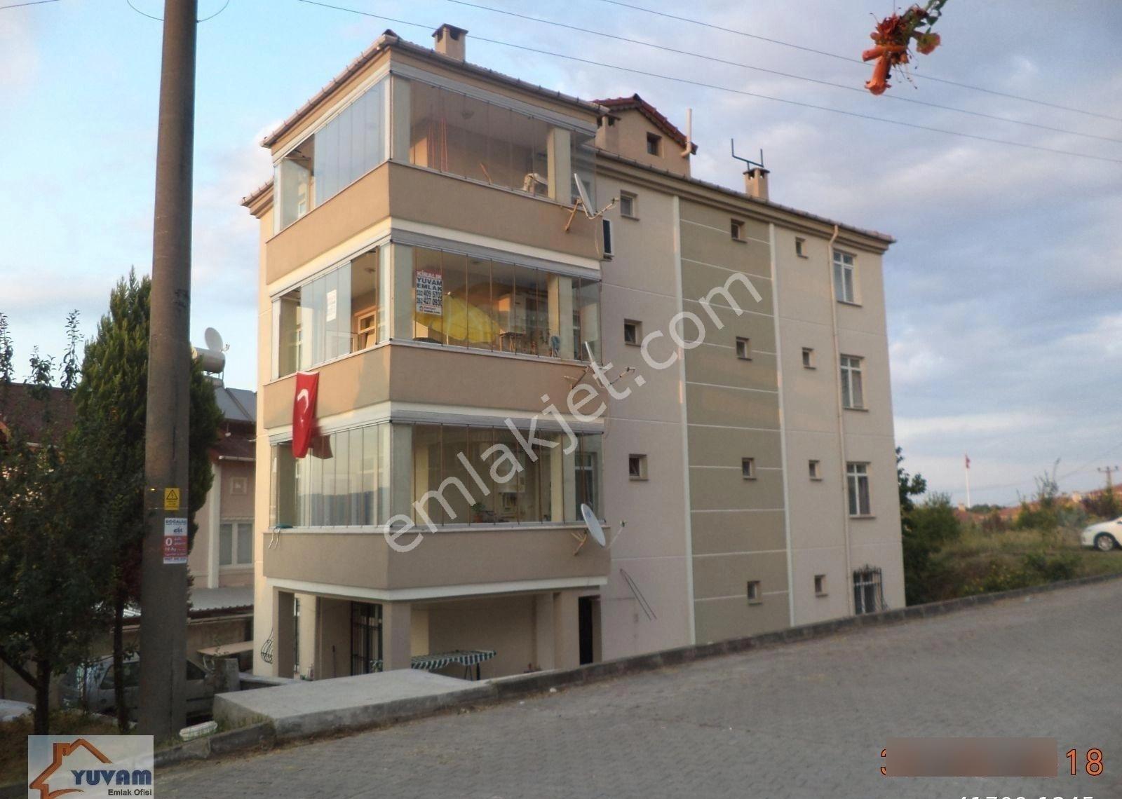 Topçularda 2.kat 3+1 Kiralık Kombili Daire