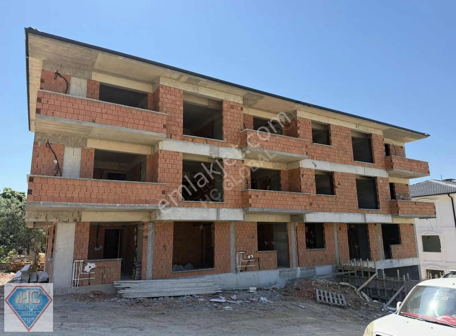 Elperek Mahallede 1+1 1. Kat
