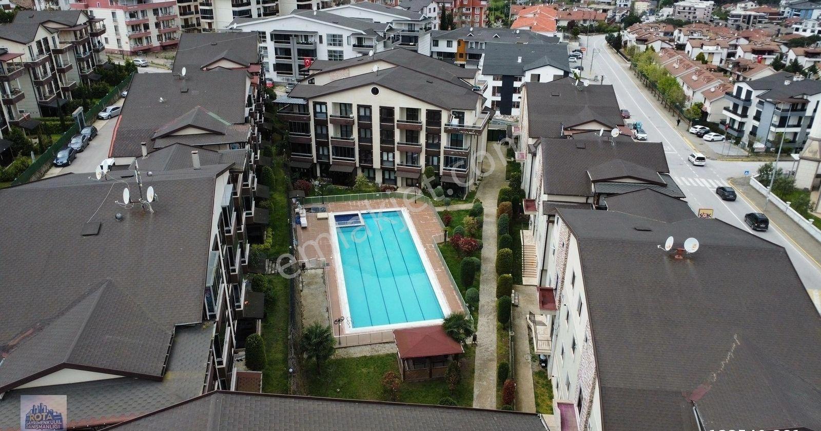 Havuzlu Sitede Çatı Dubleks 3+1 Satılık Daire - Görsel 17