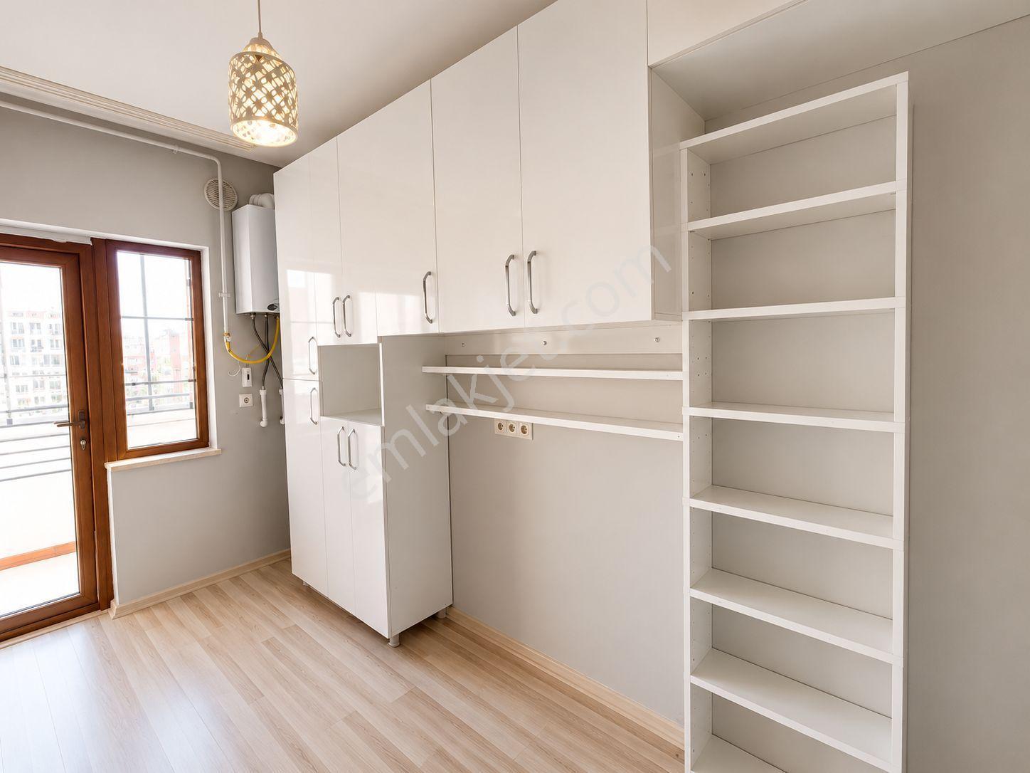 Merkez Beydağı'nda 3+1 Geniş Ve Bakımlı Kiralık Daire - Görsel 11