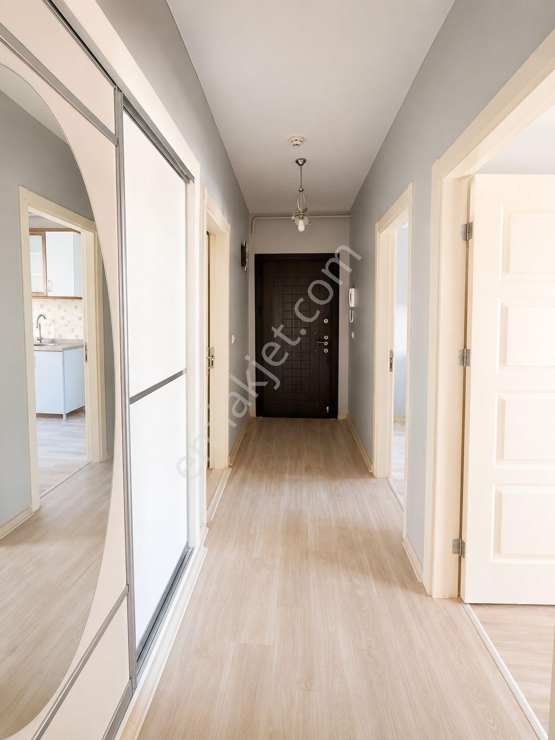 Merkez Beydağı'nda 3+1 Geniş Ve Bakımlı Kiralık Daire - Görsel 14