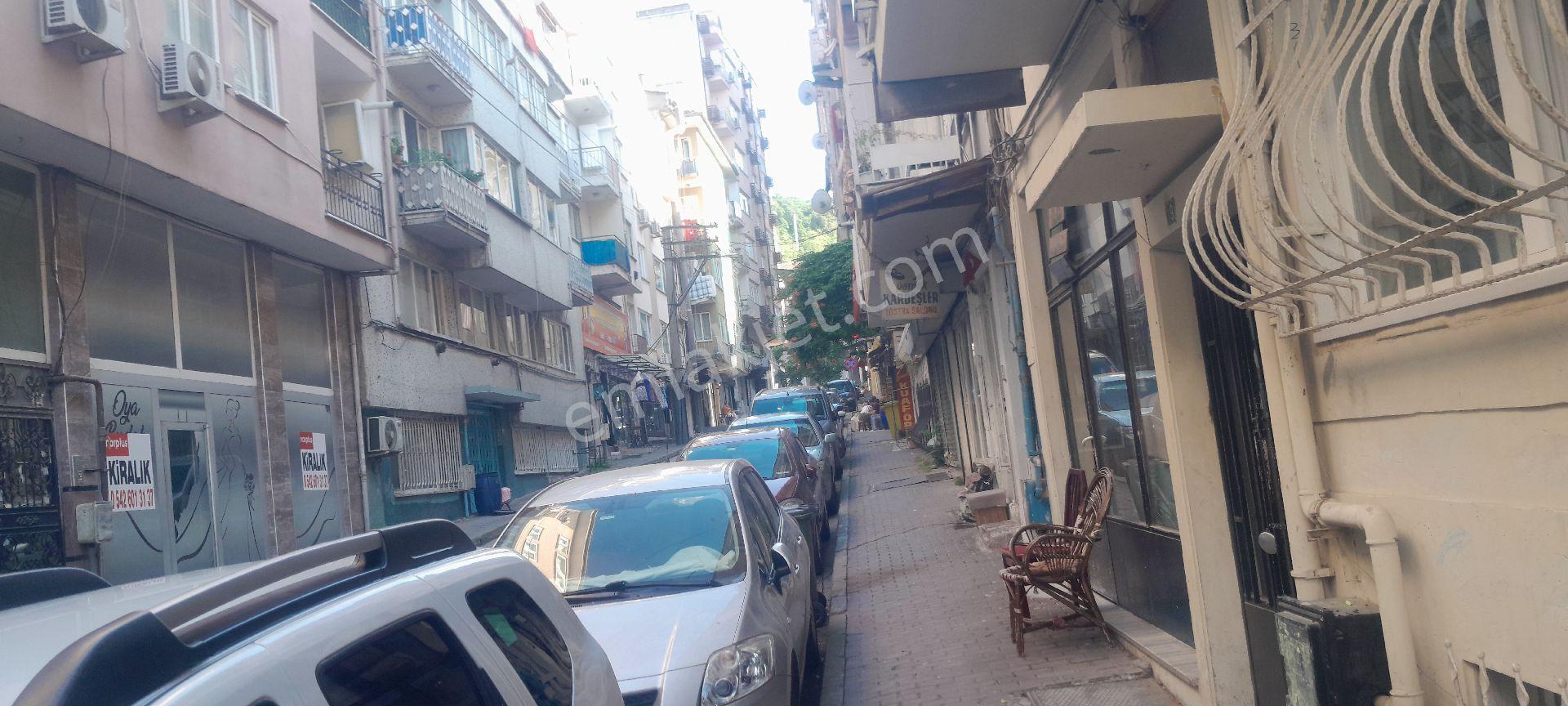 Merkezde Balkonlu Kombili Manzaralı Son Kat Satılık Daire. - Görsel 3