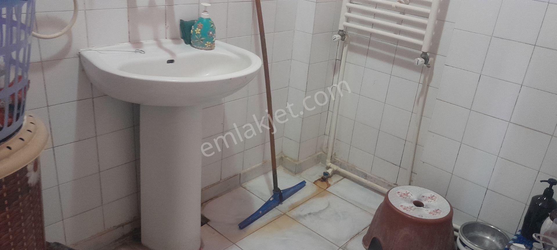 Merkezde Balkonlu Kombili Manzaralı Son Kat Satılık Daire. - Görsel 13