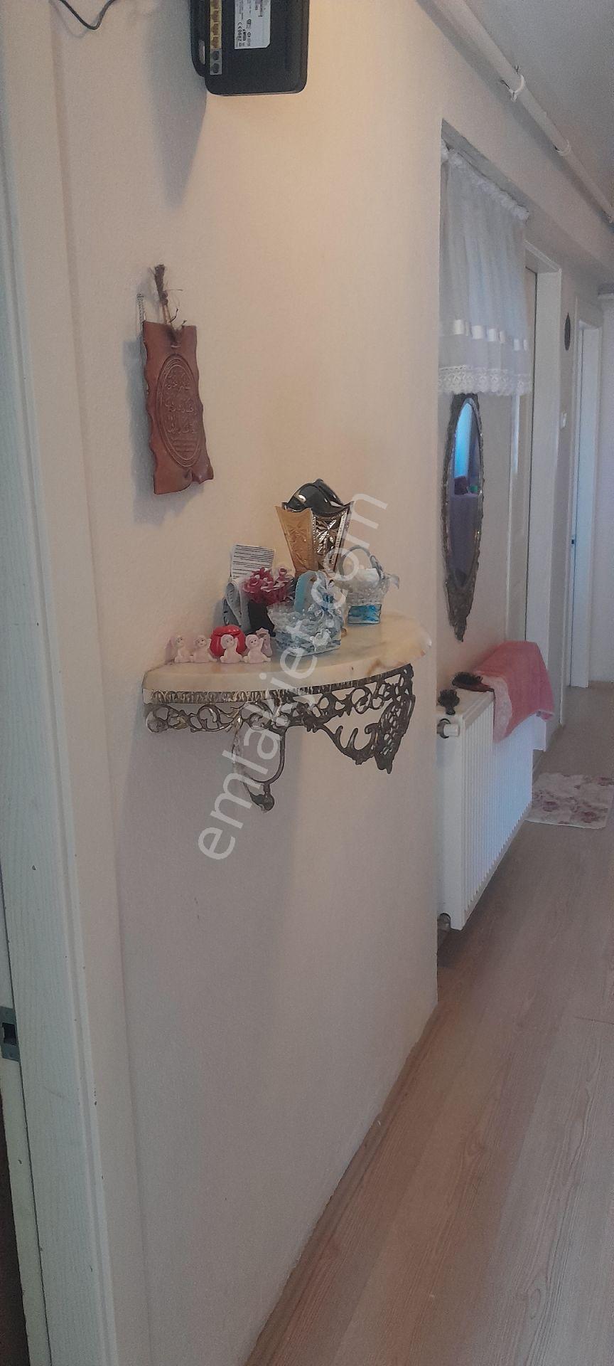 Merkezde Balkonlu Kombili Manzaralı Son Kat Satılık Daire. - Görsel 7