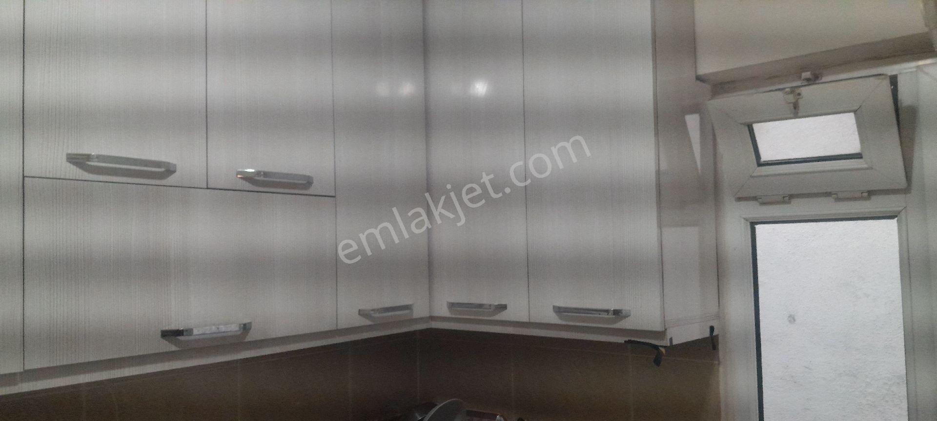 Merkezde Balkonlu Kombili Manzaralı Son Kat Satılık Daire. - Görsel 9