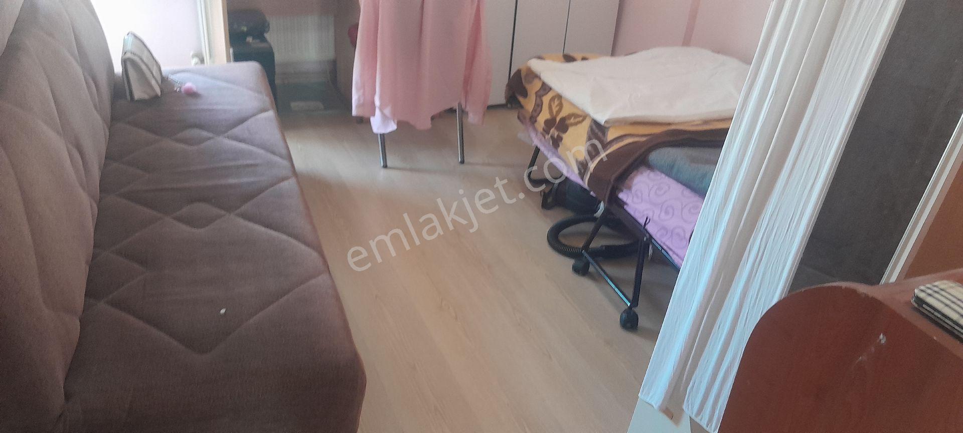 Merkezde Balkonlu Kombili Manzaralı Son Kat Satılık Daire. - Görsel 16