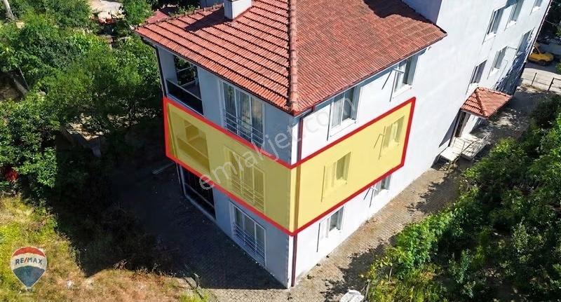 Remax Mavi Rıdvan Gedikten Kaynarcada 2+1 Satılık 85 M2 Daire - Görsel 16