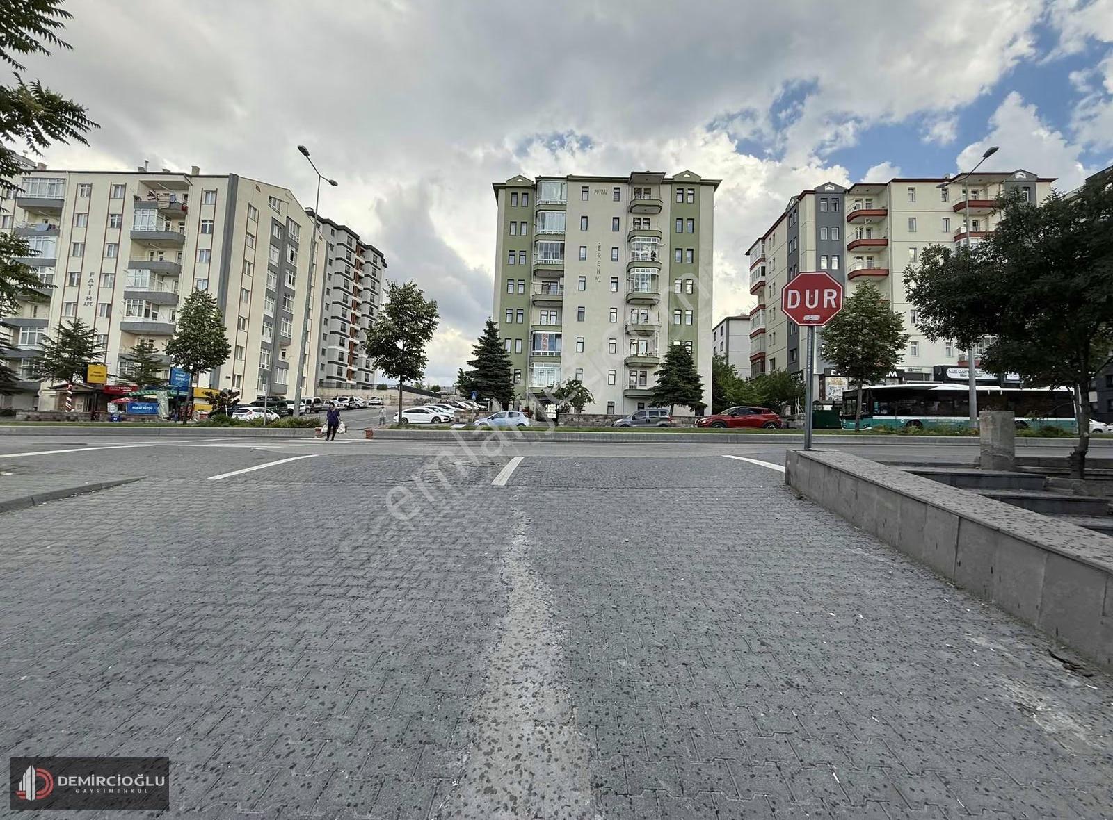 İl Jandarmanın Karşısında 3+1 Kiralık Daire - Görsel 13
