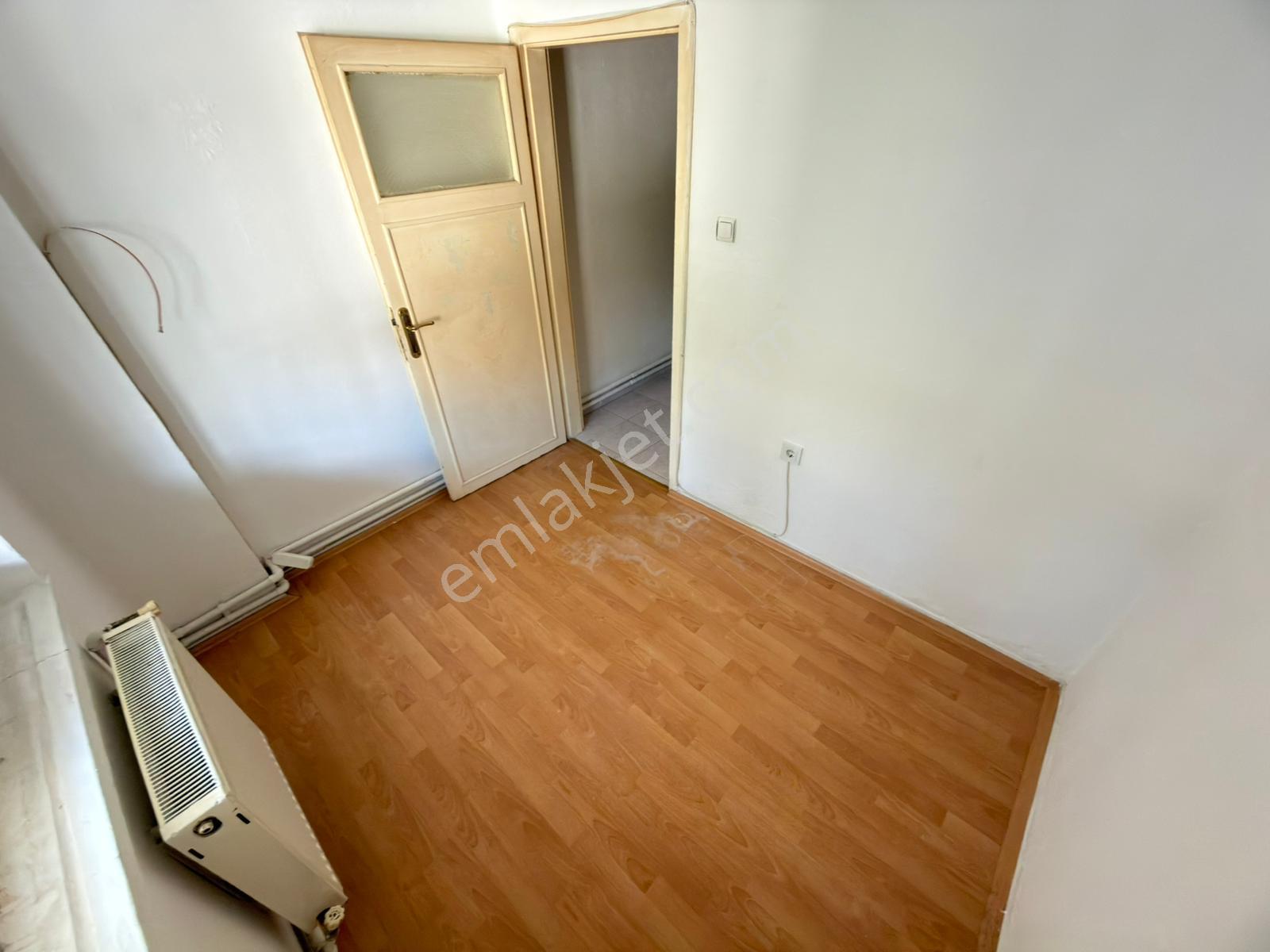 19 Mayıs'da Cadde Yakını Yüksek Giriş Balkonlu Geniş 2+1 Daire - Görsel 26