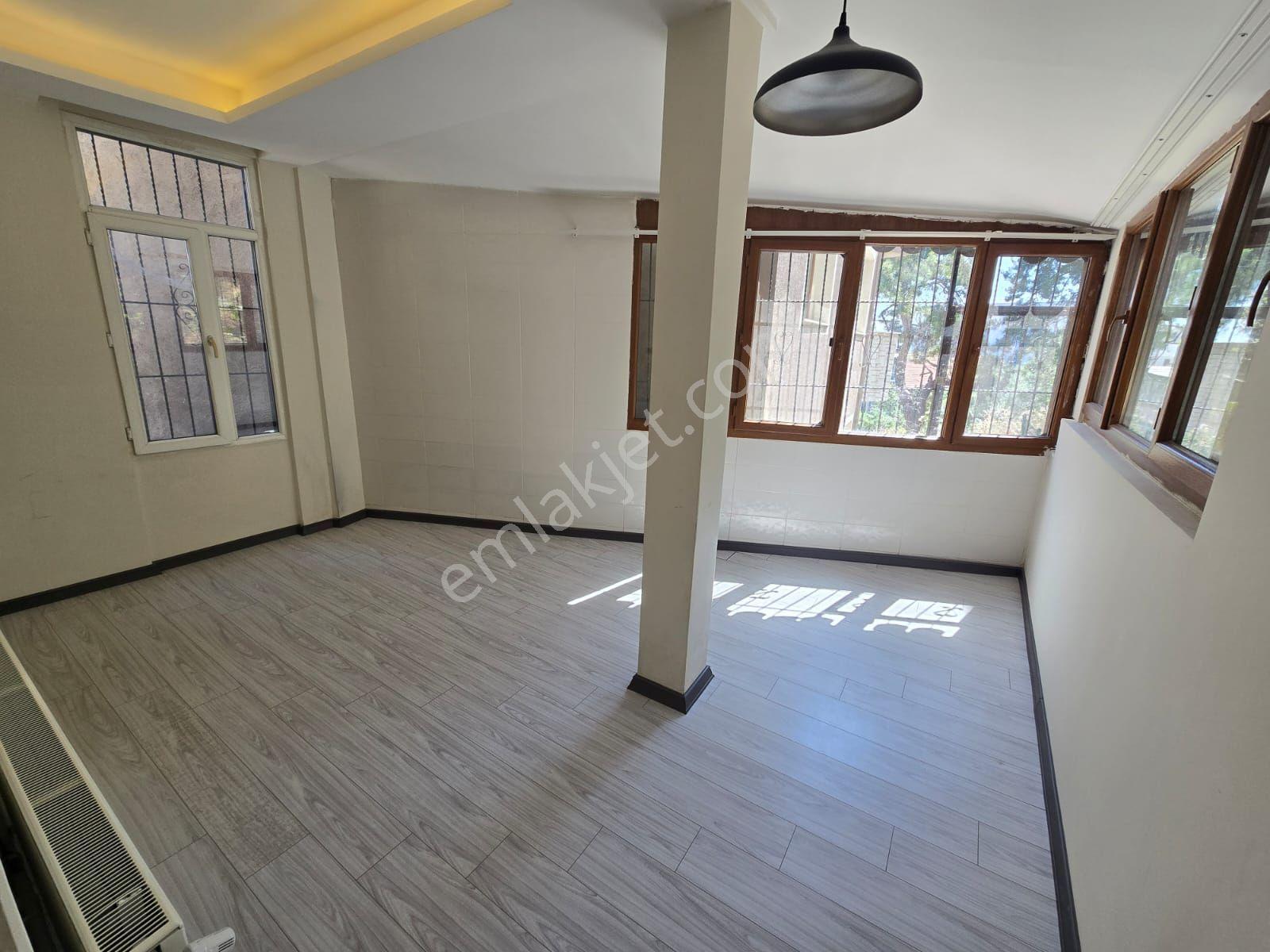 Metro Yakını Herşey Dahil İçi Full Yapılı Kiralık 1+1 Daire - Görsel 17