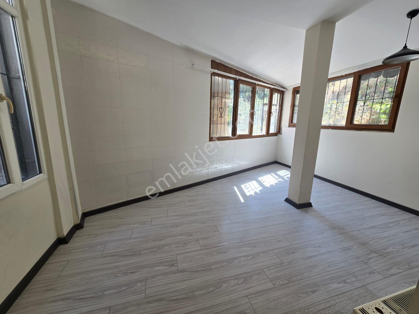 Metro Yakını Herşey Dahil İçi Full Yapılı Kiralık 1+1 Daire - Görsel 13