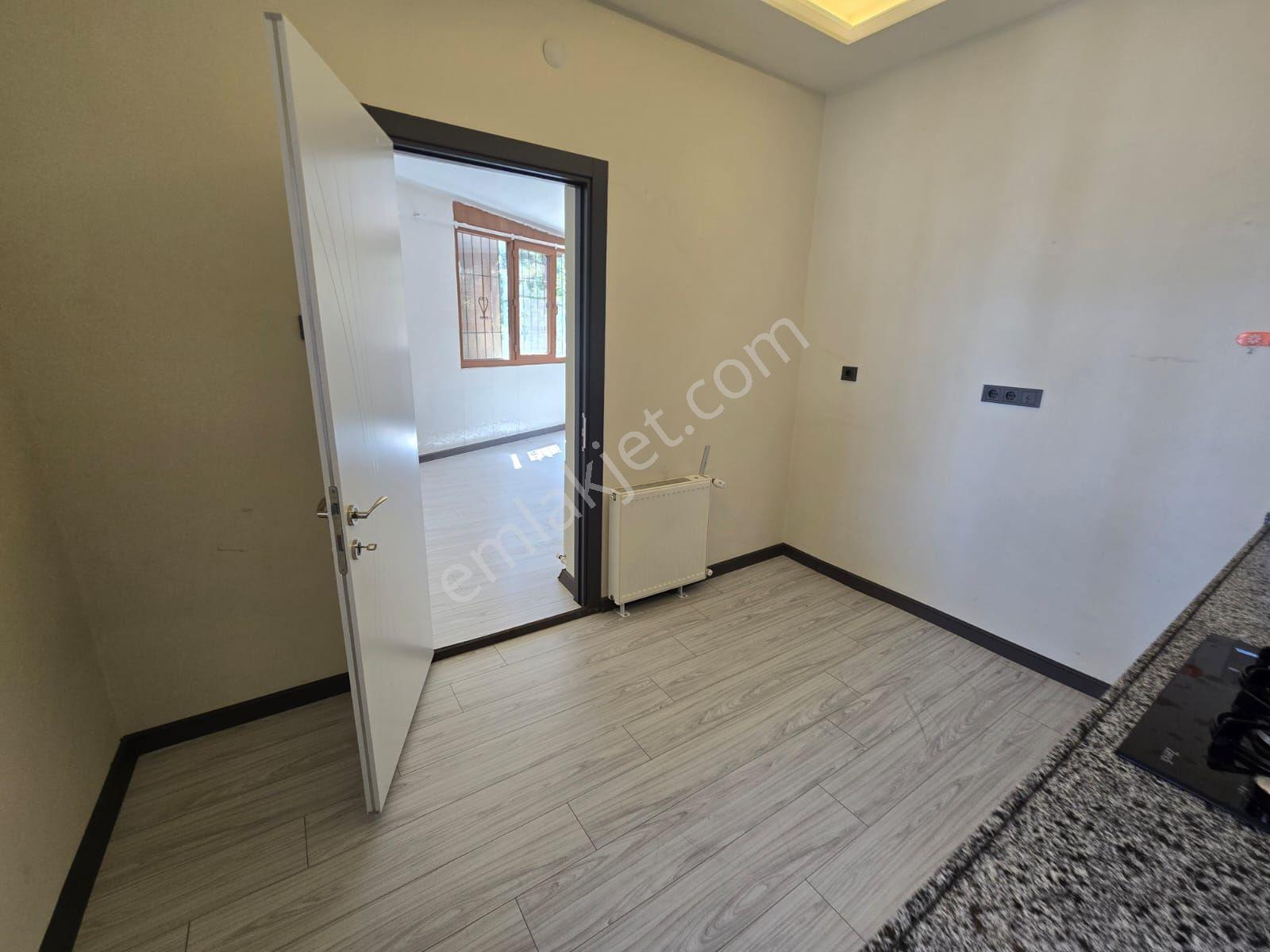 Metro Yakını Herşey Dahil İçi Full Yapılı Kiralık 1+1 Daire - Görsel 9