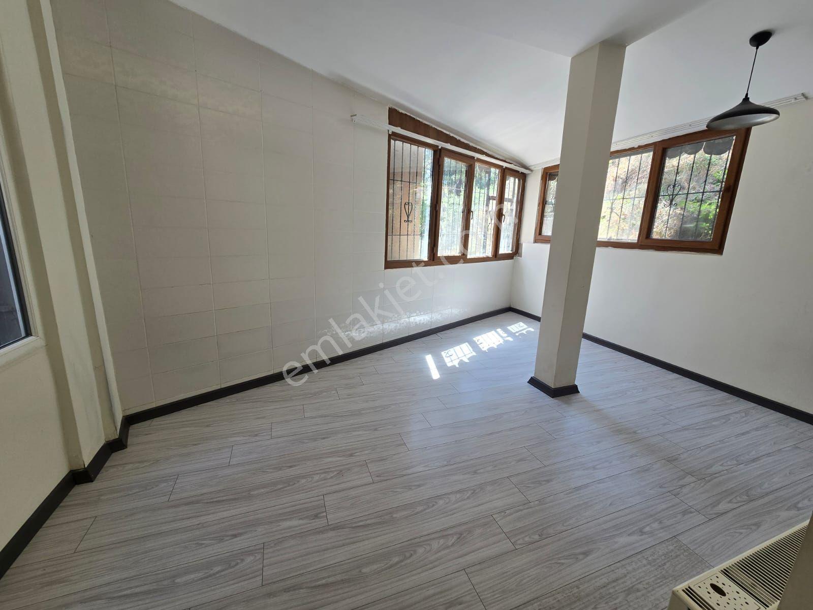 Metro Yakını Herşey Dahil İçi Full Yapılı Kiralık 1+1 Daire - Görsel 6