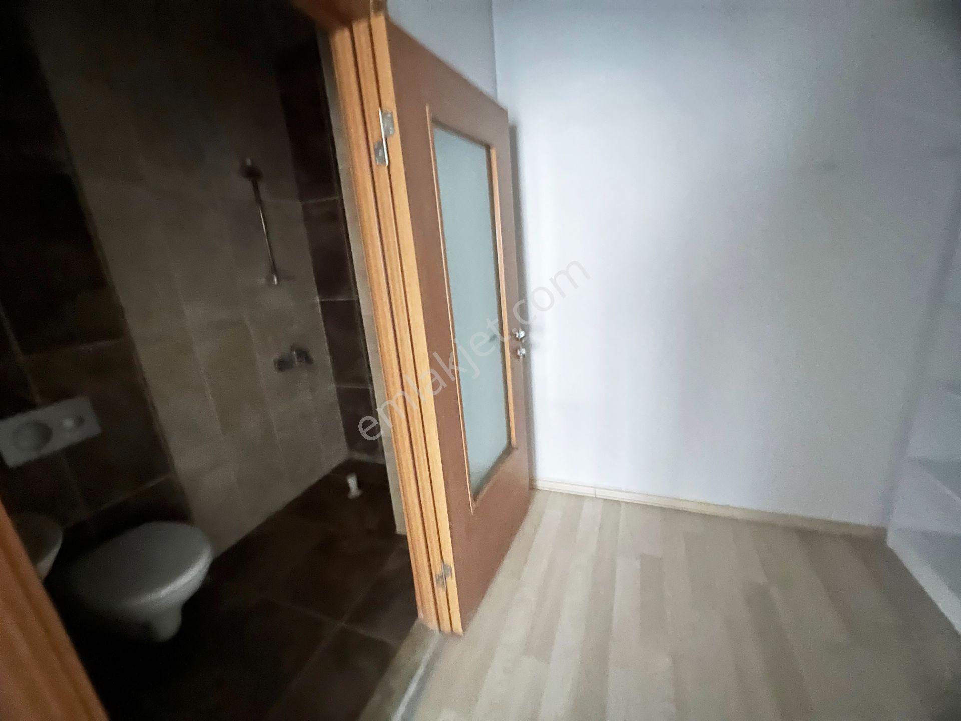 Pamuklarda Seval Ve Kızılcahamam Cadde Üstü Ara Katta Giyinme Odalı Satlık 3+1 Daire - Görsel 31