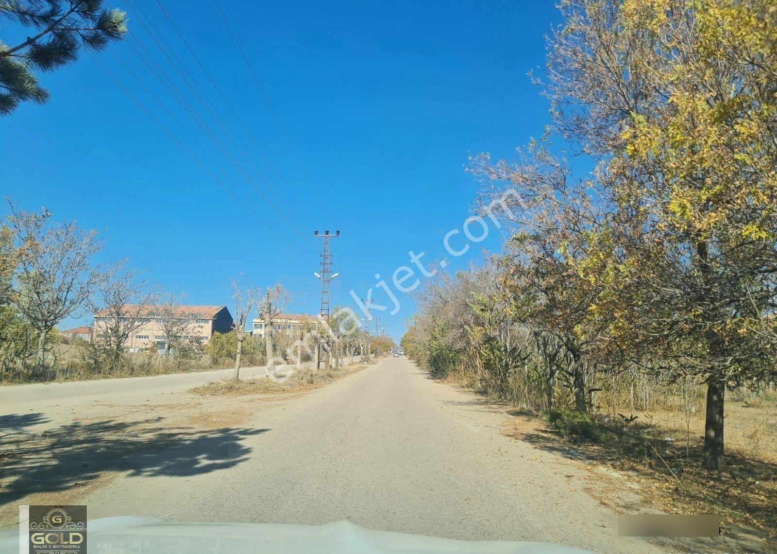 Kavaklı Site Köyde İmarlı 511 Metre Arsa.... - Görsel 11