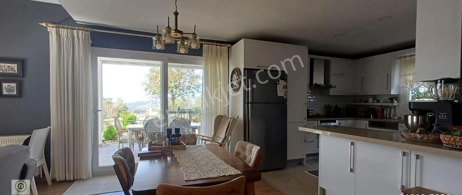 Bodrum Yalıkavak'ta Deniz Manzaralı 5+1 Köşe Konumlu Villa - Görsel 17