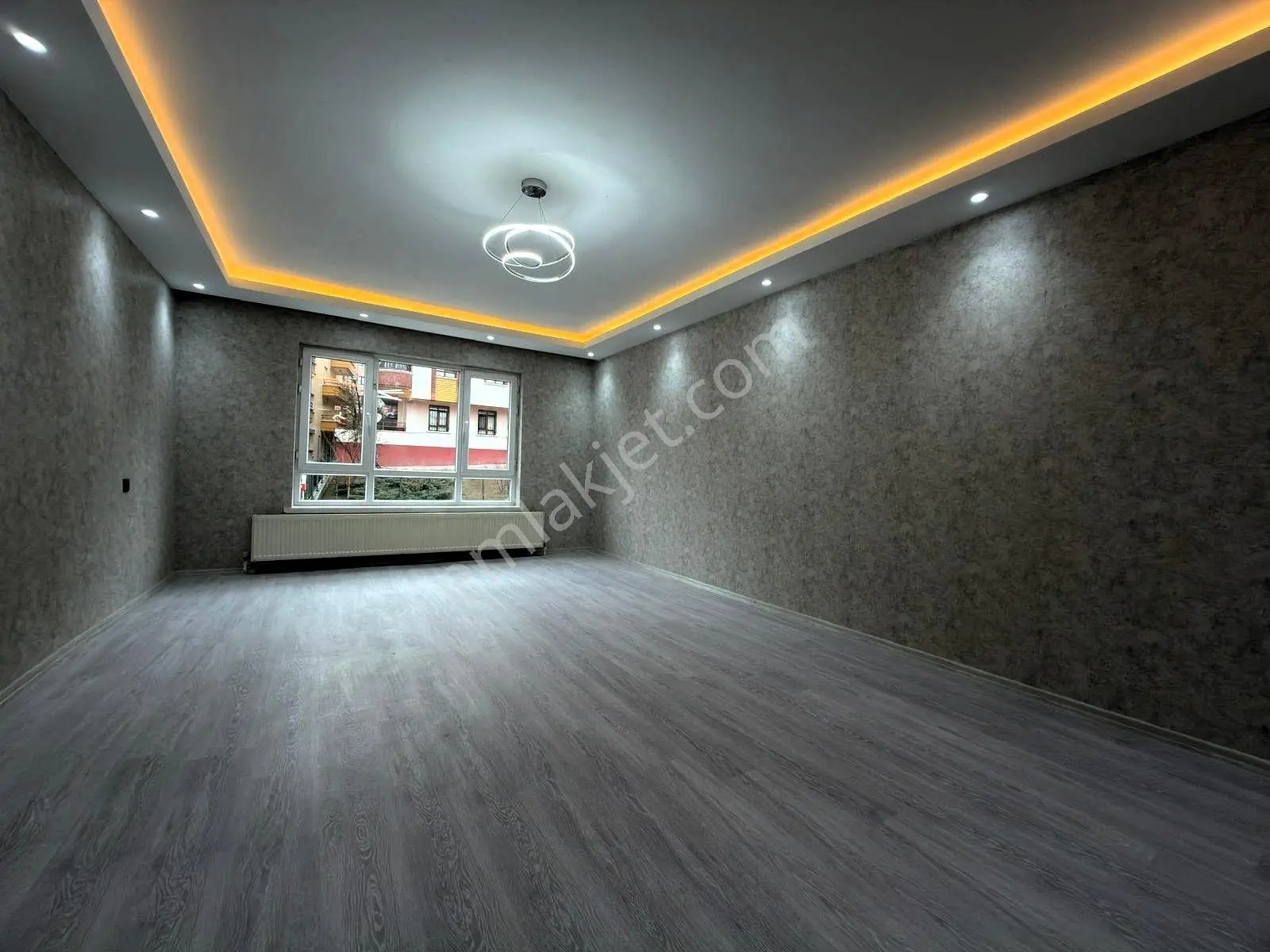 Kariyer'den Etliğin Kalbinde 3+1 1.kat Ultra Lüx Bağımsız Güney Cephe Daire