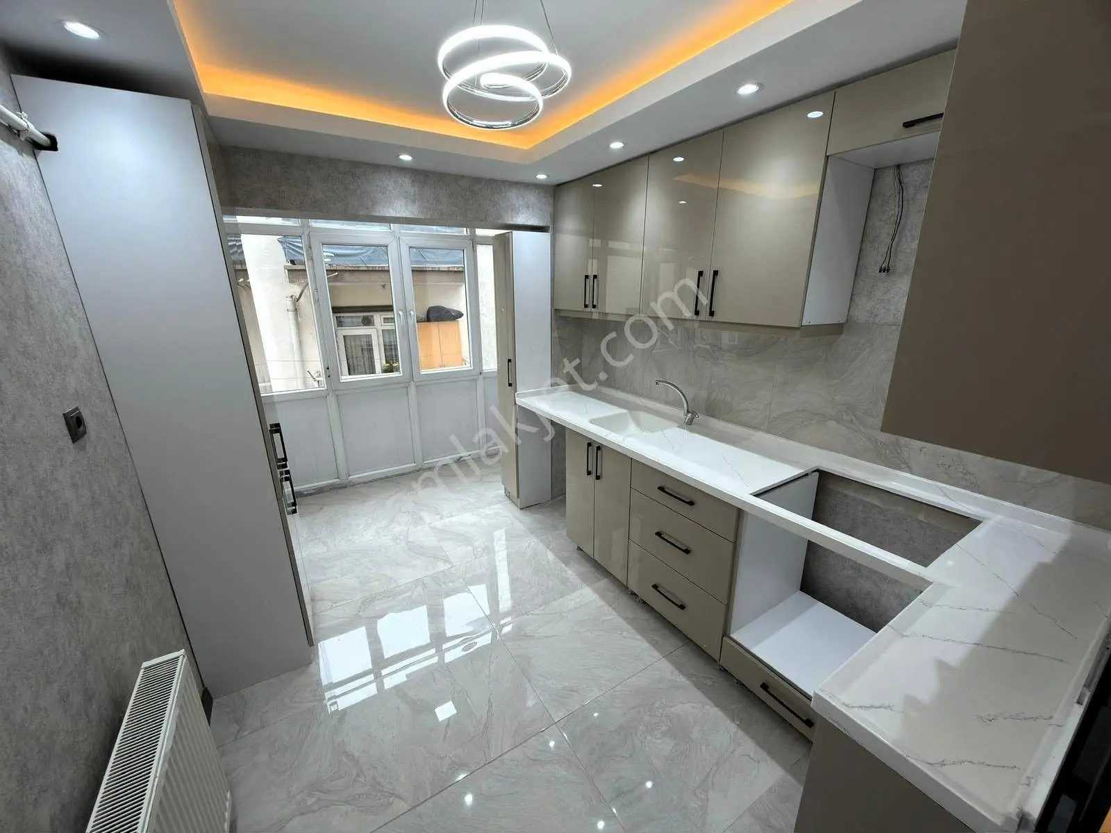 Kariyer'den Etliğin Kalbinde 3+1 1.kat Ultra Lüx Bağımsız Güney Cephe Daire - Görsel 12