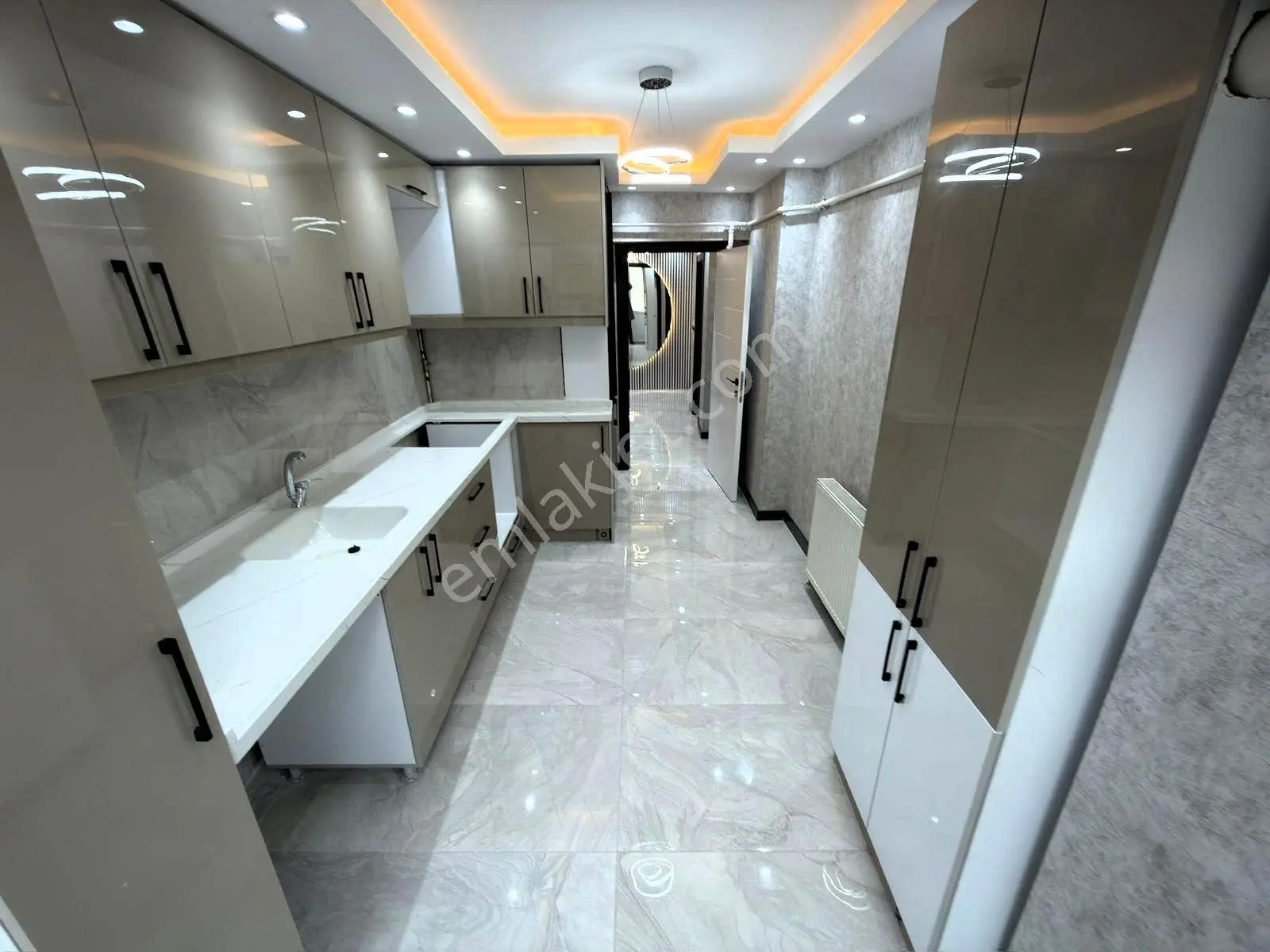 Kariyer'den Etliğin Kalbinde 3+1 1.kat Ultra Lüx Bağımsız Güney Cephe Daire - Görsel 14