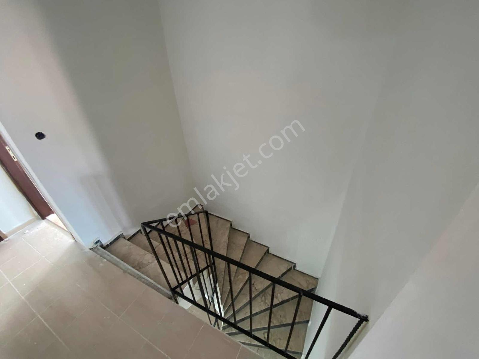 !! Acil !! Bizim'den Karapürçek De 5+2 225 M2 Teraslı Dubleks - Görsel 2