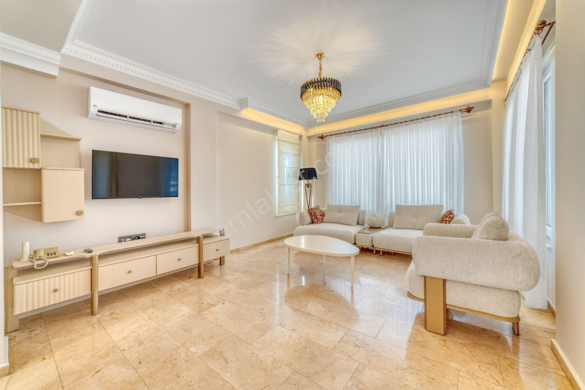 Alanya Kargıcakta Deniz Ve Şehir Manzaralı 3+1 Satılık Villa - Görsel 7