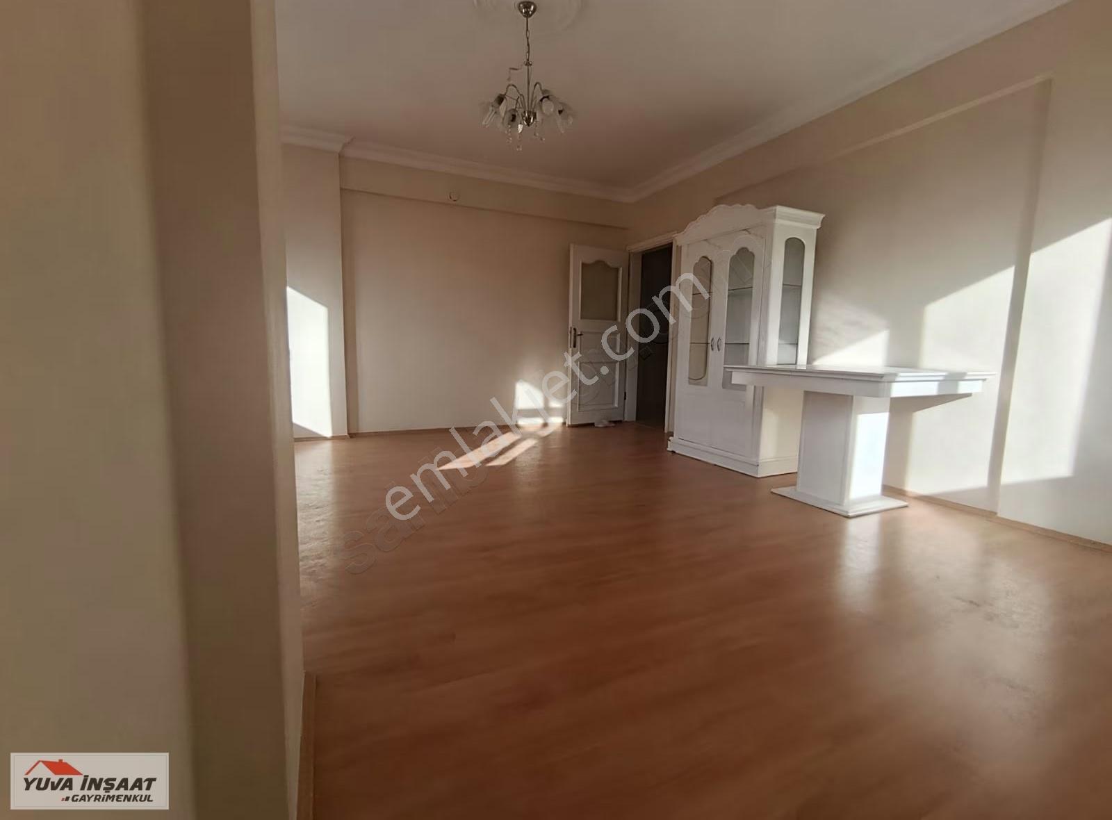 Darıca Osman Gazi De 3+1 Cadde Üzerinde 145m² Ara Kat 2006 Yapım - Görsel 14