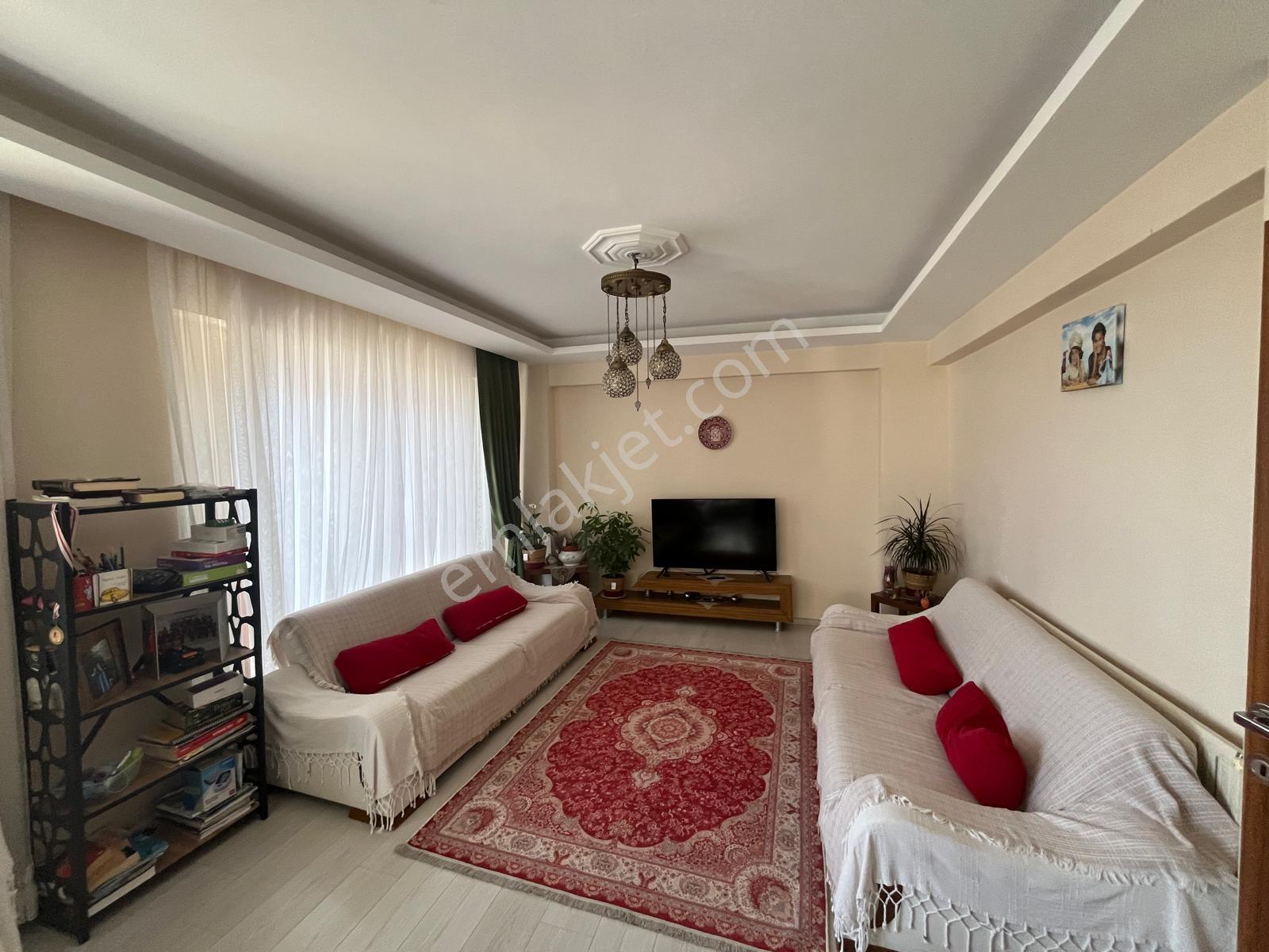 Kavuşturan Emlak'tan Güre'de Satılık Full Deniz Manzaralı Ev - Görsel 18