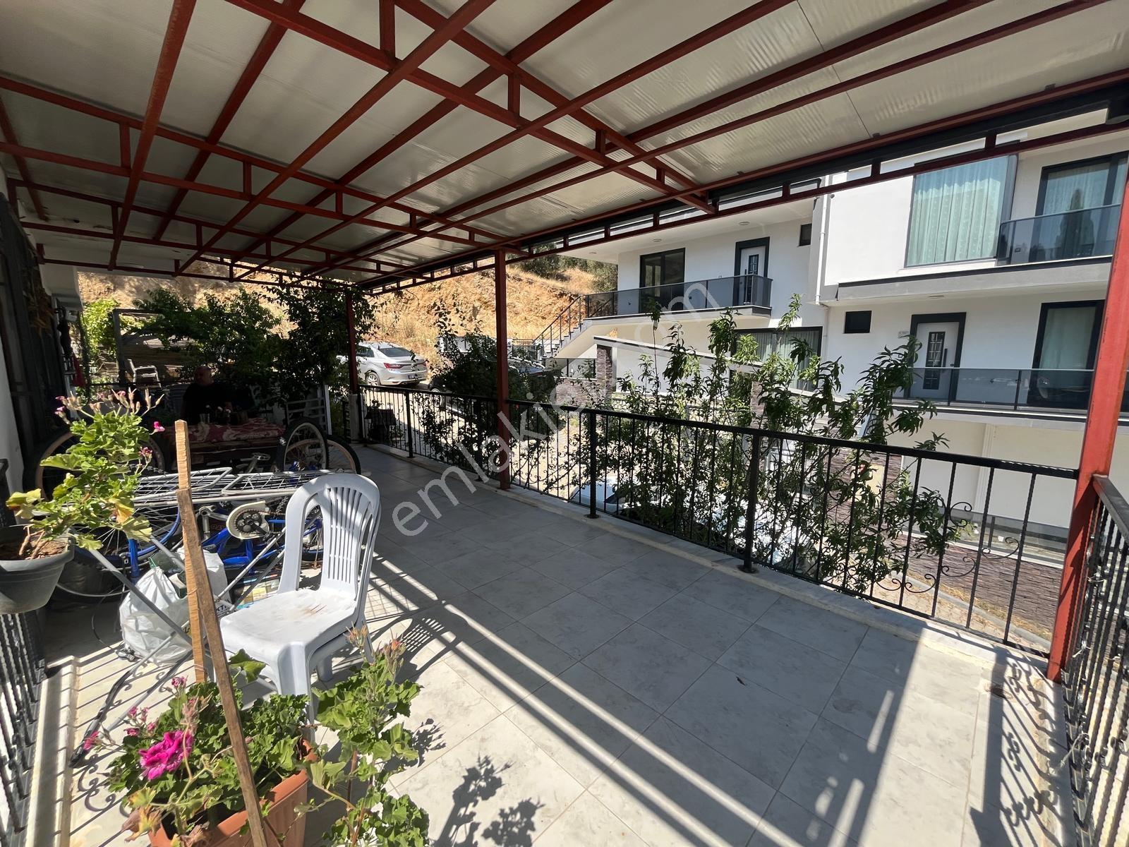 Kavuşturan Emlak'tan Güre'de Satılık Full Deniz Manzaralı Ev - Görsel 20