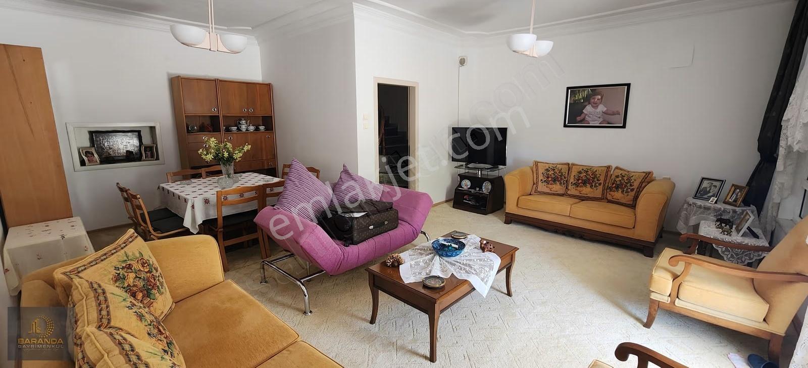 Hasyurt Sahilde Tripleks 7+1 Satılık Villa - Görsel 26