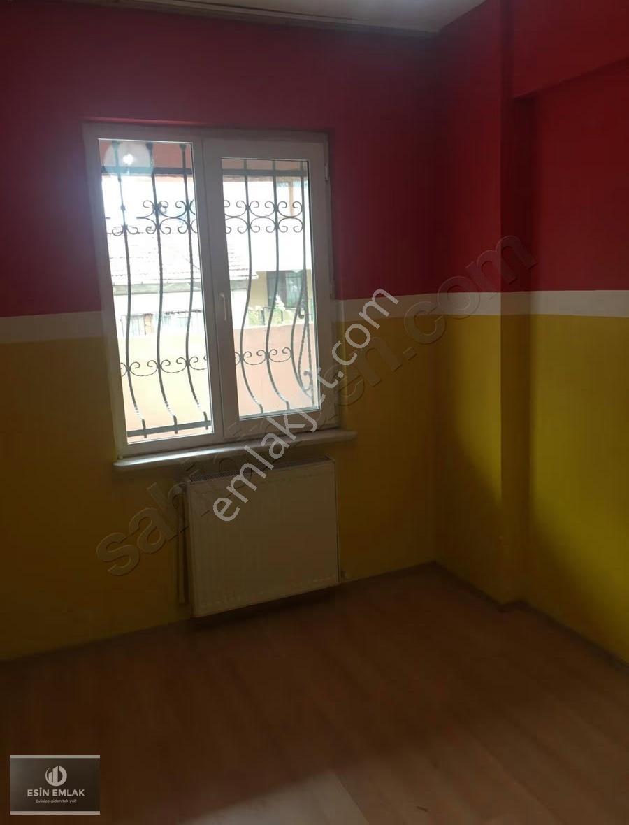Topselvi Mah Balkonlu Ferah Geniş M2'li 3+1 Satılık Daire - Görsel 9