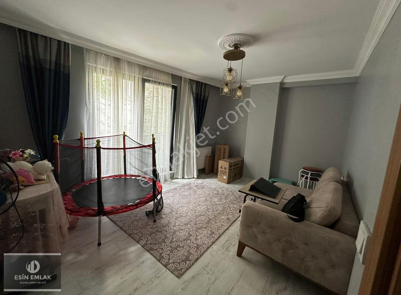 Tatlıkuyu Mah Balkonlu Geniş M2'li Ferah 4+1 Tersdubleks Daire - Görsel 11
