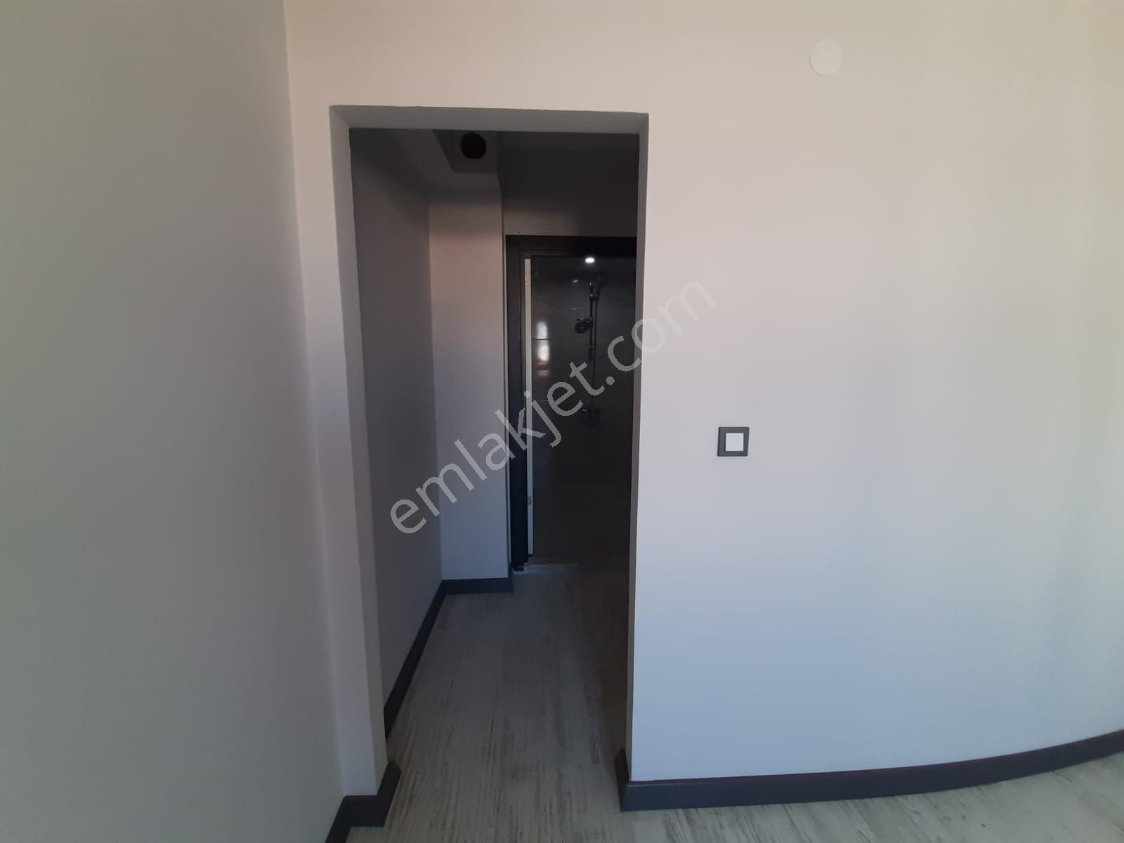 Recep Ümit'ten Şarhöyükte Asansörlü-balkonlu Kiralık 3+1 Daire - Görsel 12