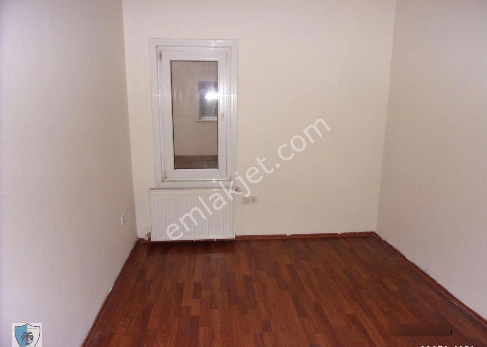 Tarabya Sanatçılar Sitesinde 3+1 140 Metrekare Bakımlılı Kiralık Daire - Görsel 24