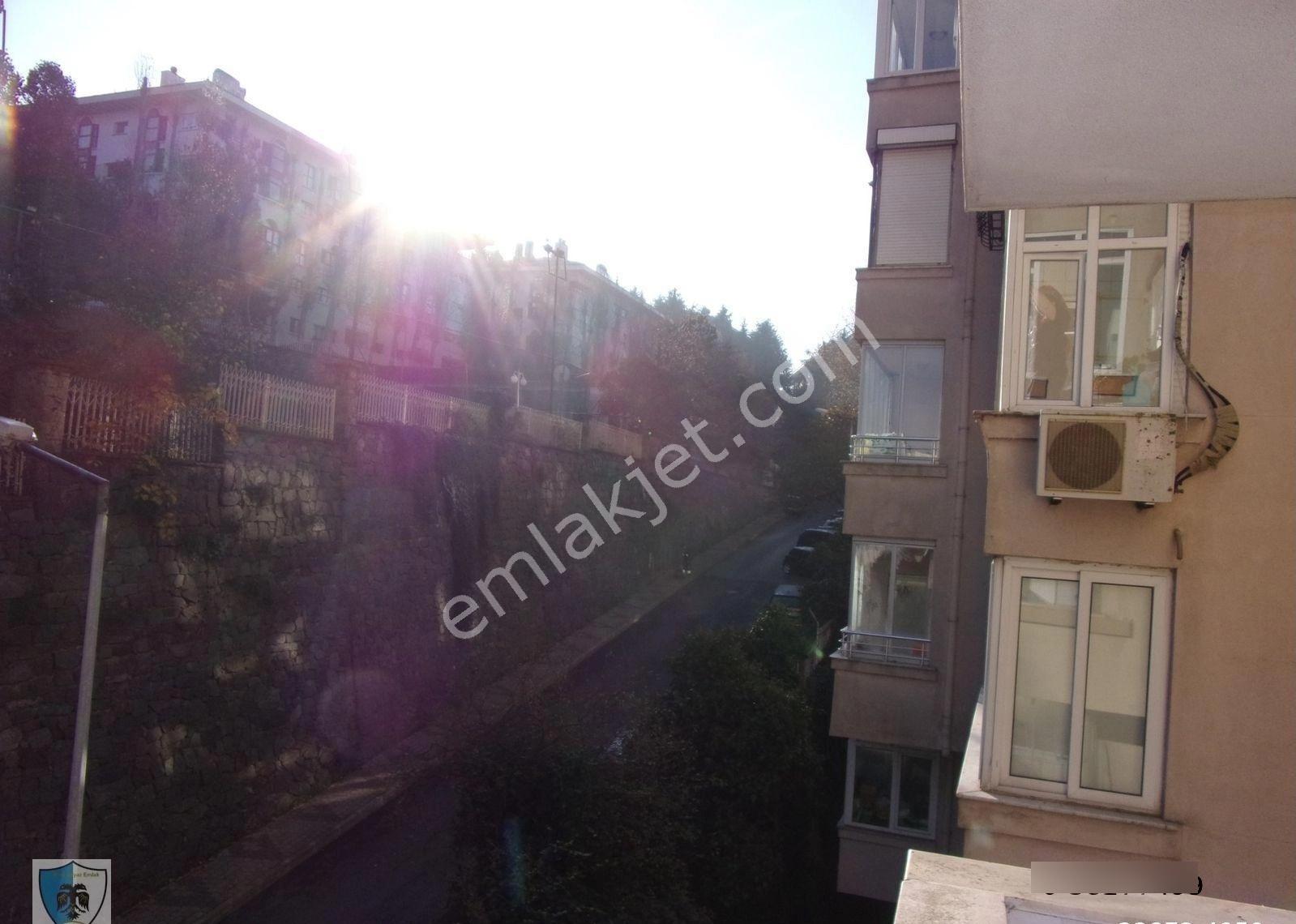 Tarabya Sanatçılar Sitesinde 3+1 140 Metrekare Bakımlılı Kiralık Daire - Görsel 10