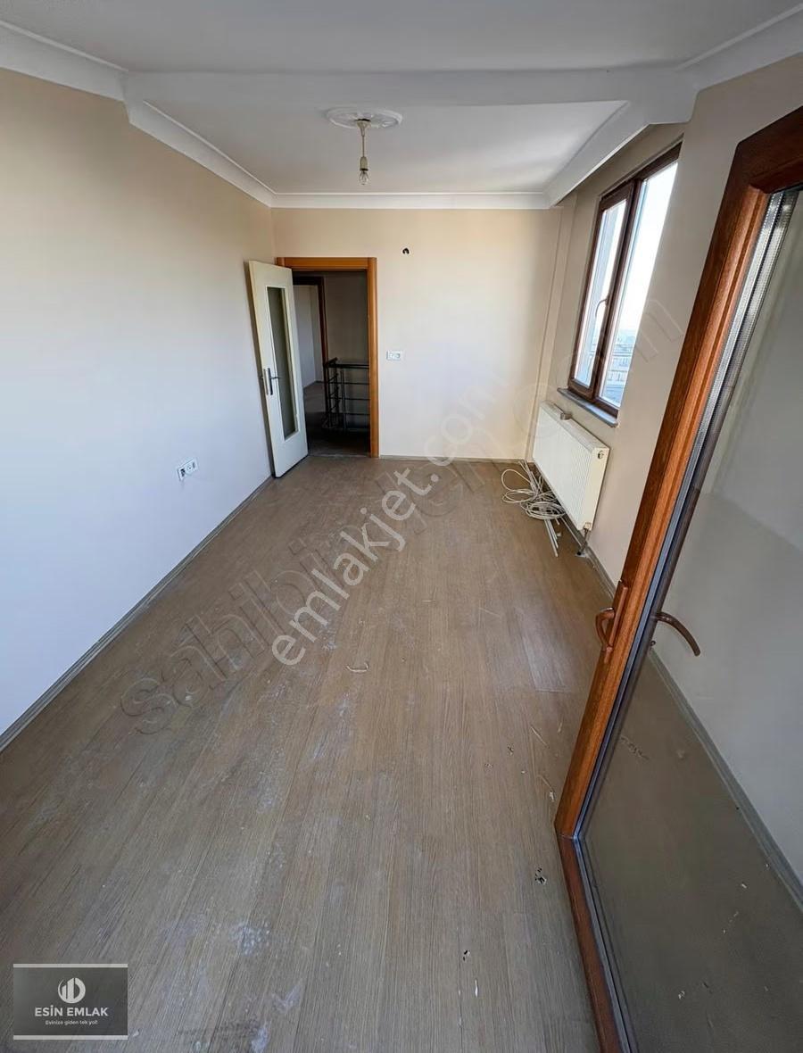 Köşklüçeşme Mah Ferah Geniş M2'li Lüx Teraslı 4+1 Dubleks Daire - Görsel 4