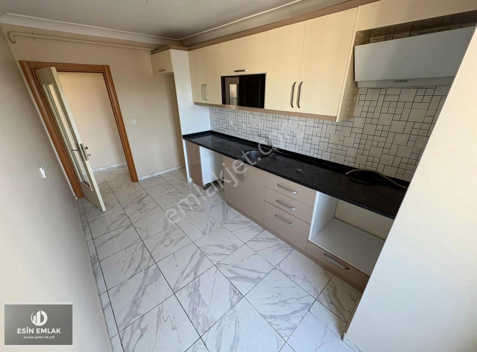 Köşklüçeşme Mah Ferah Geniş M2'li Lüx Teraslı 4+1 Dubleks Daire - Görsel 11