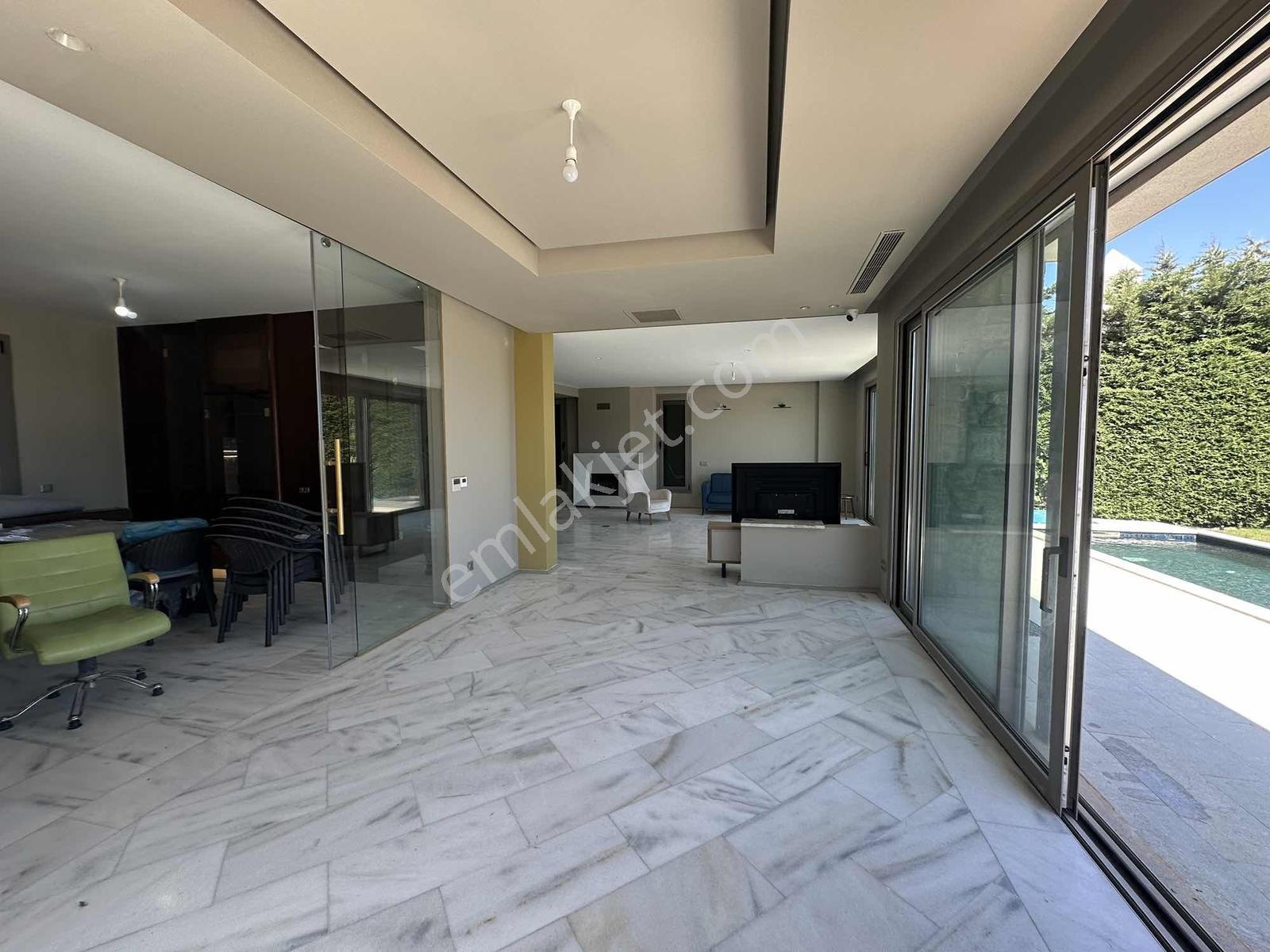 Bodrum Gürecede Deniz Manzaralı Lüks 5+2 Müstakil Havuzlu Villa - Görsel 26