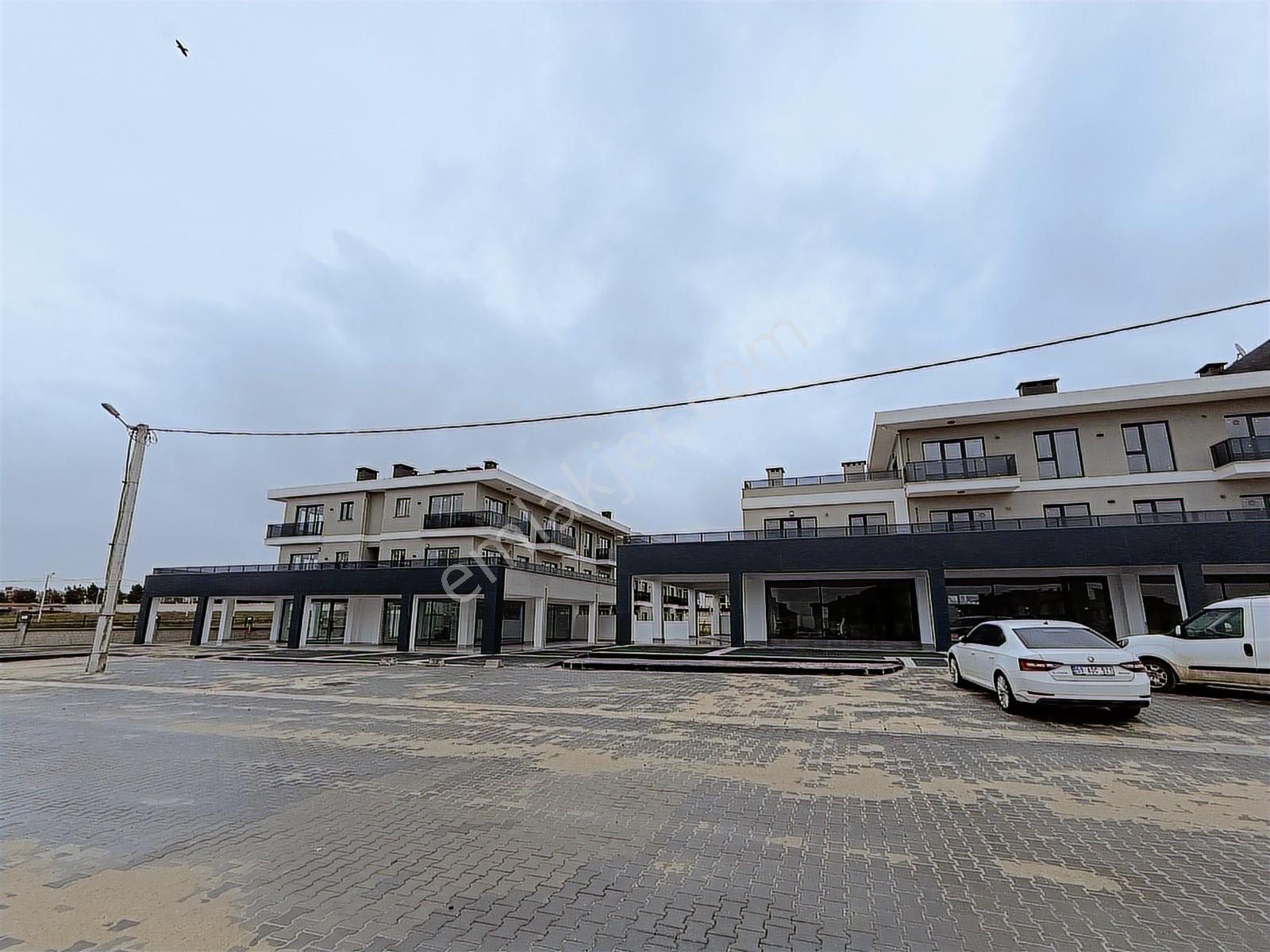 Önerler Mahallesinde Farklı Seçeneklerde Kiralık Dükkanlar - Görsel 12