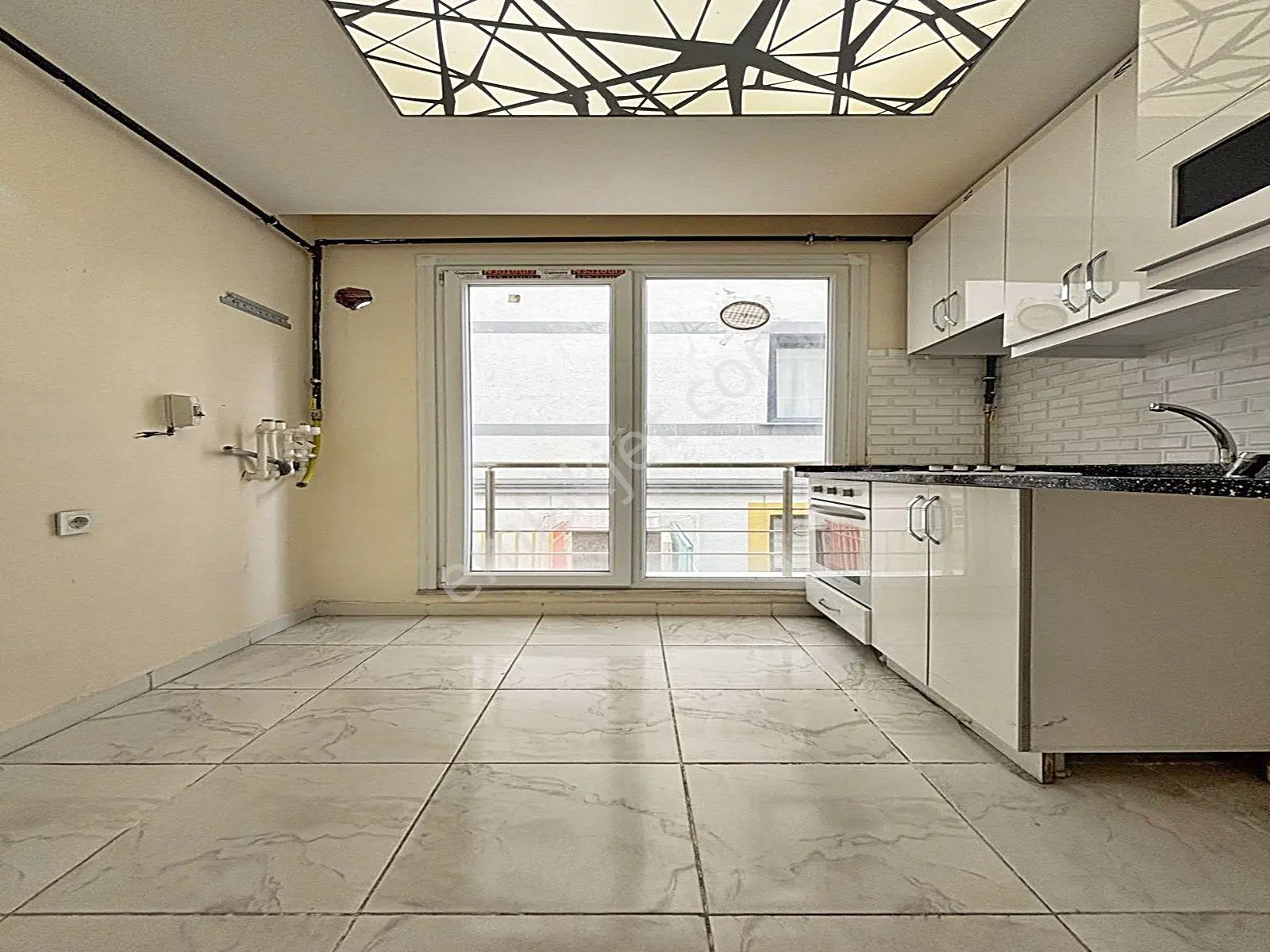 Cadde34 Yapı'dan Merkez Mahallesinde Sıfır %90 Krediye Uygun Satılık Arakat 2+1 Daire!! - Görsel 4